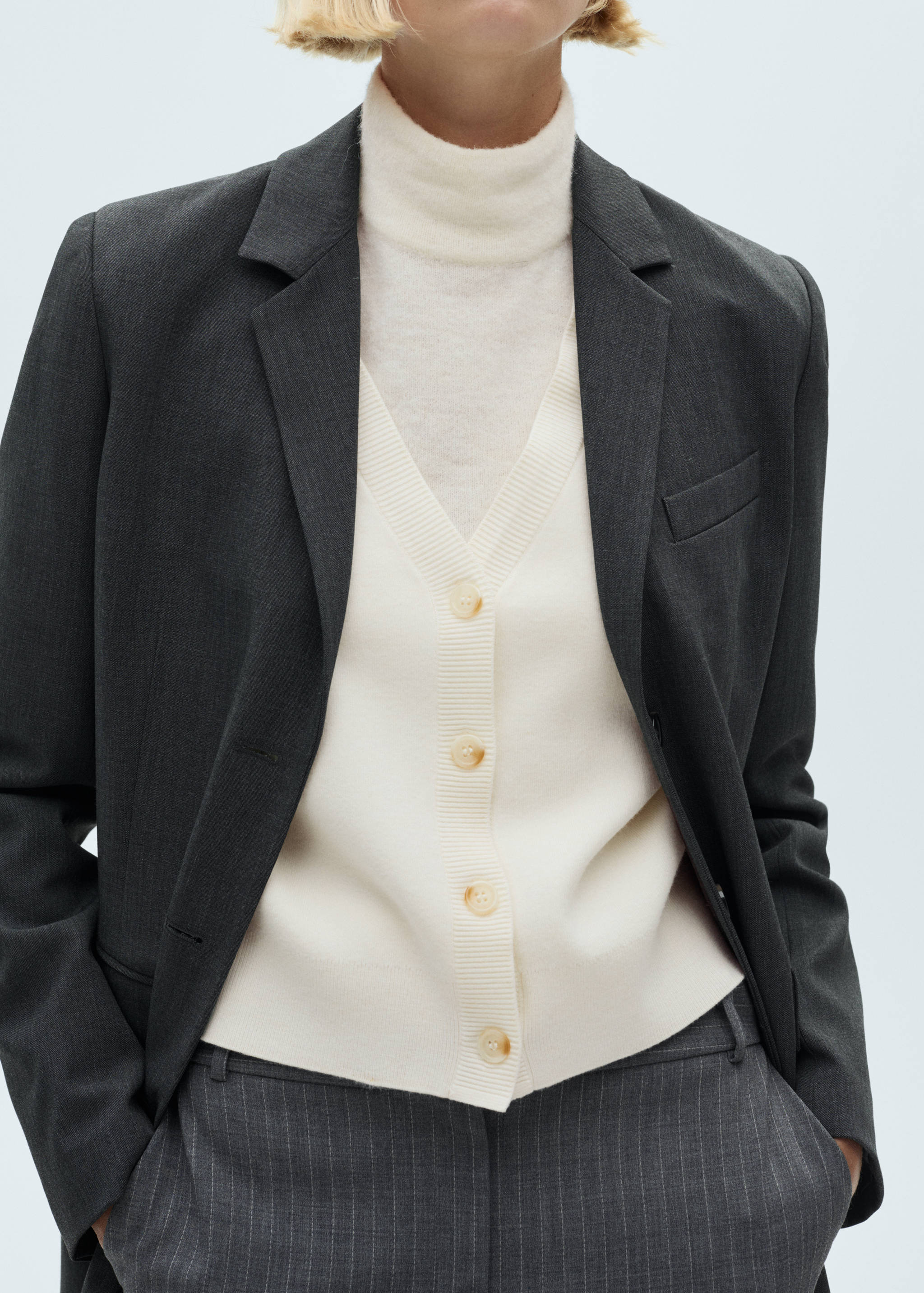 Трикотажный кардиган с V-образной горловиной - Деталь изделия 6