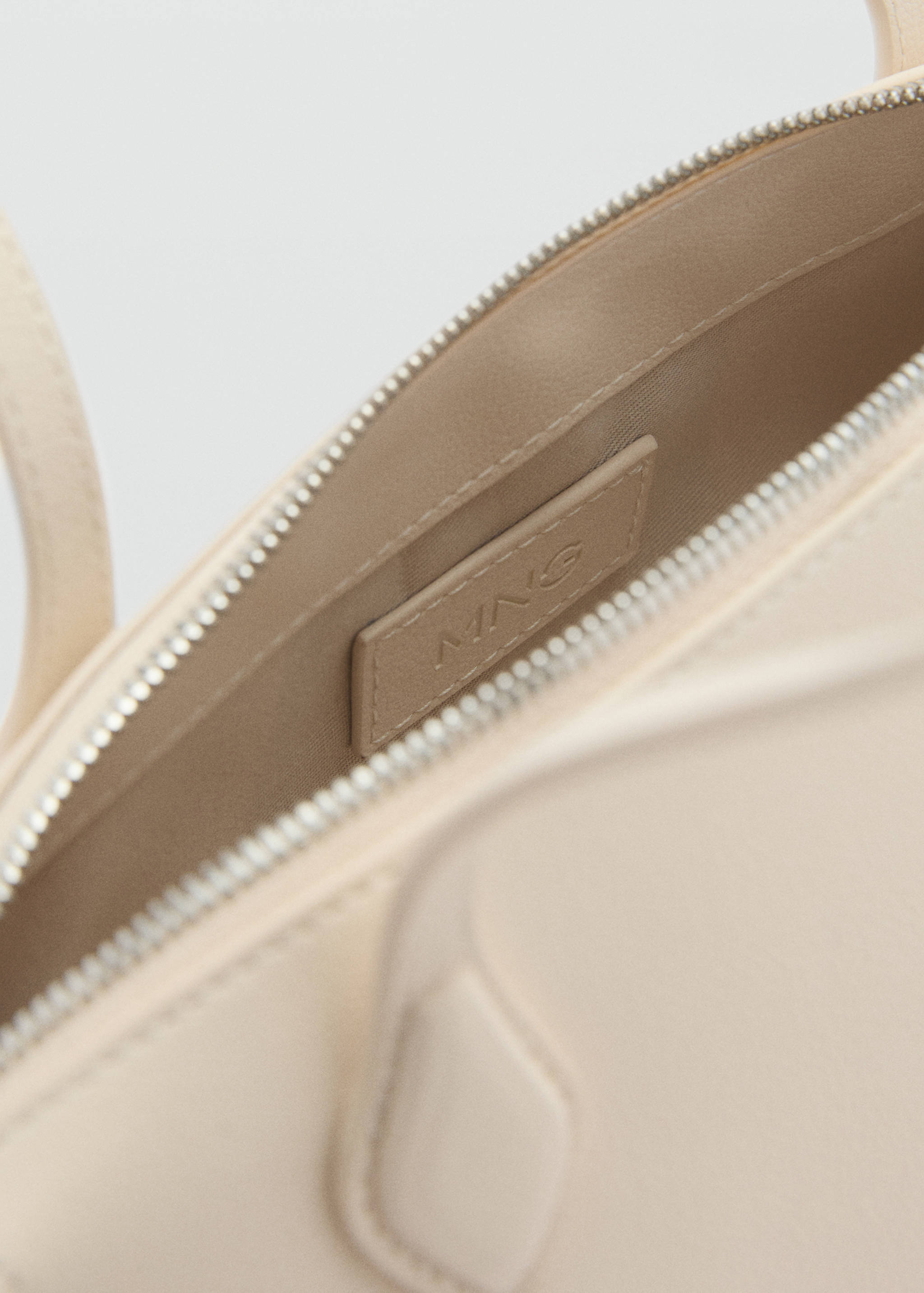 Carteira bowling com duas alças - Pormenor do artigo 2