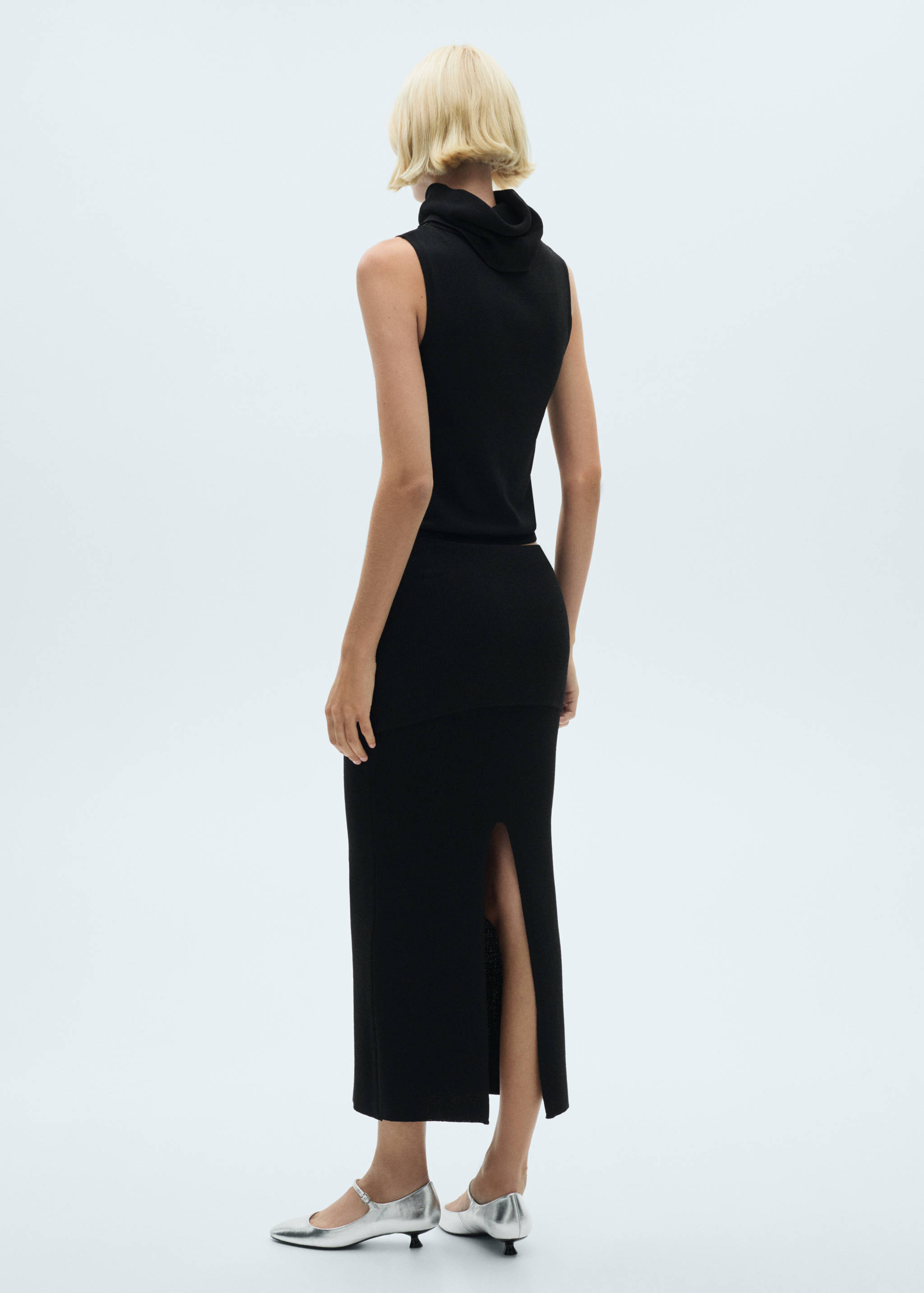 Ribbed midi skirt - Reverse of the article