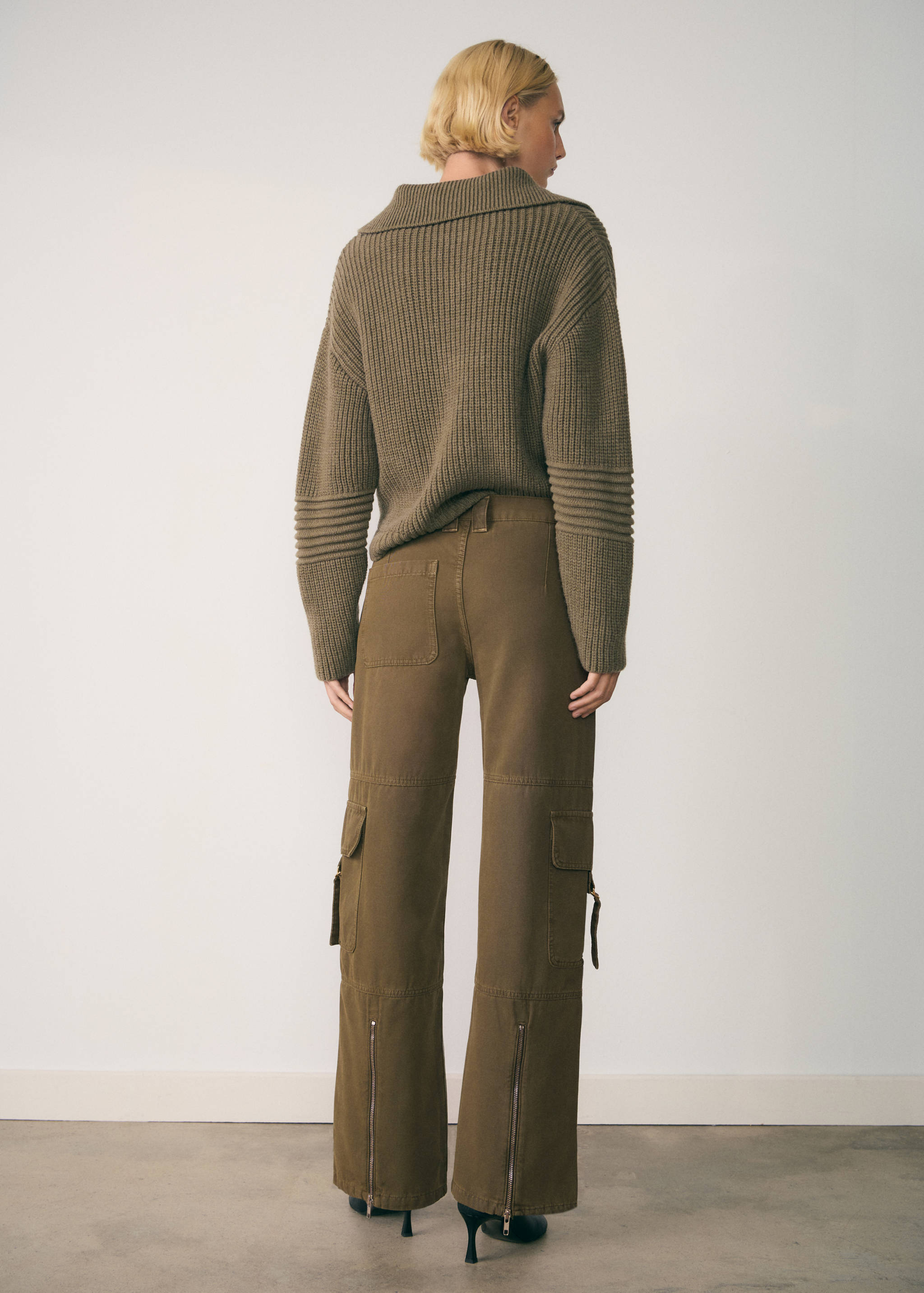 Jeans cargo cremalleras - Reverso del artículo