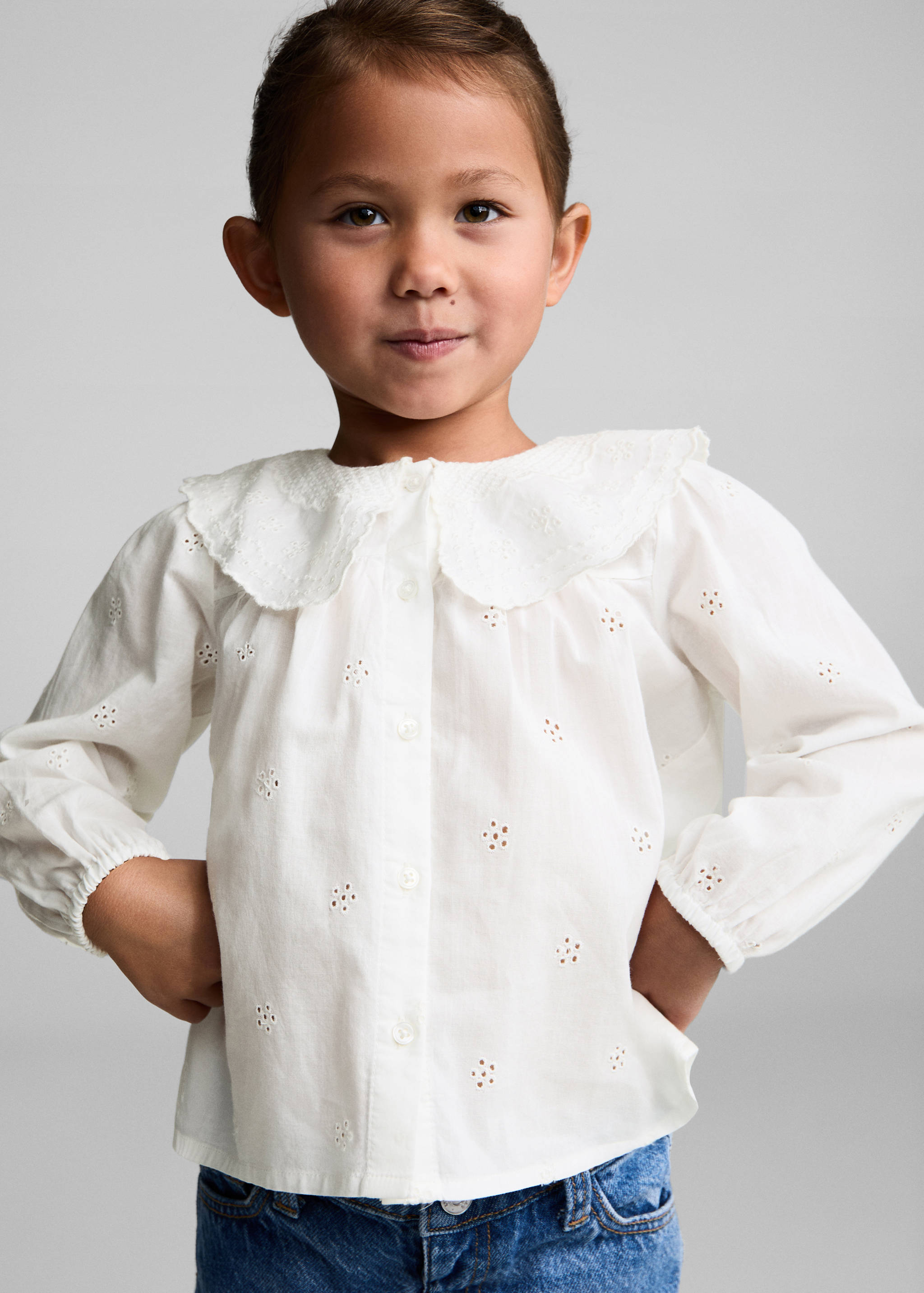 Embroidered details blouse - Details of the article 4