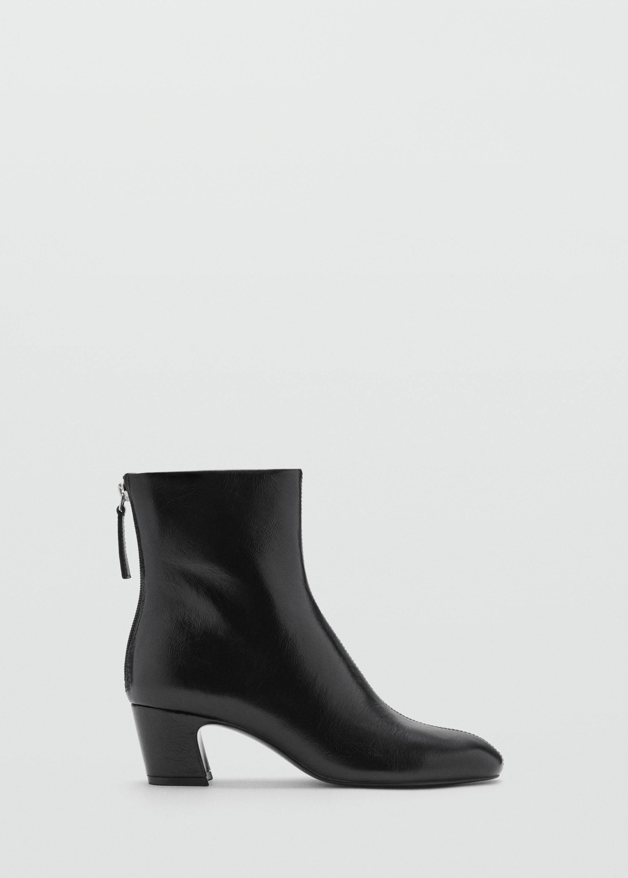 Zipped leather ankle boots - Article without model