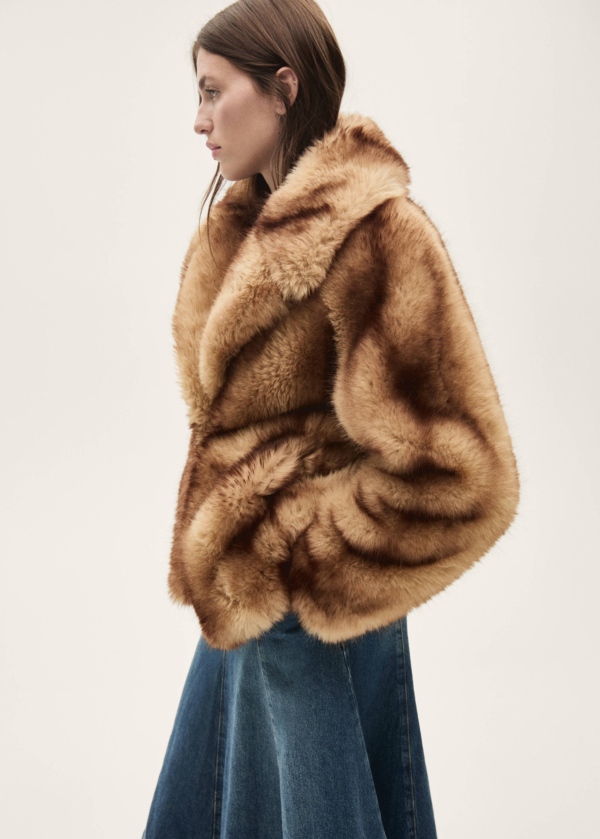 Coat with fur-effect lapels - Medium plane