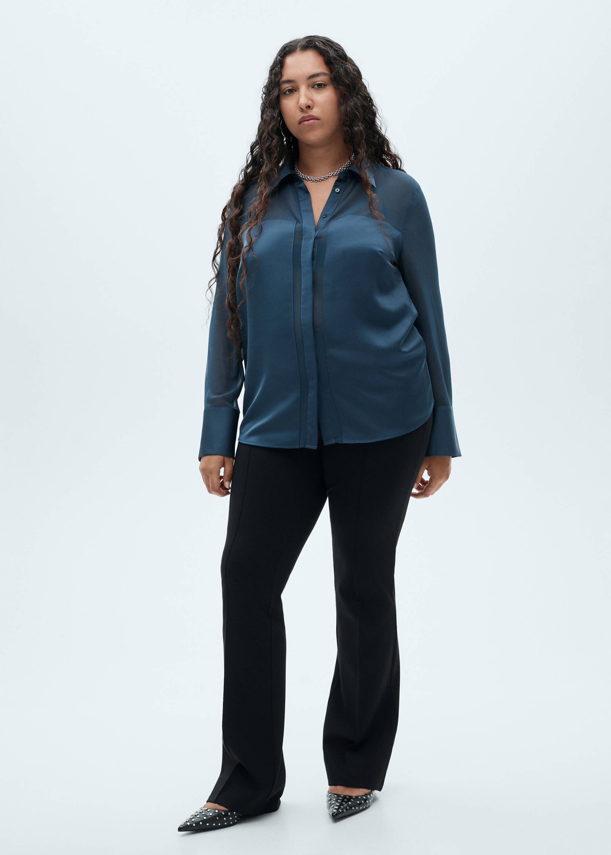 Chiffon shirt with satin panels - Details of the article 3