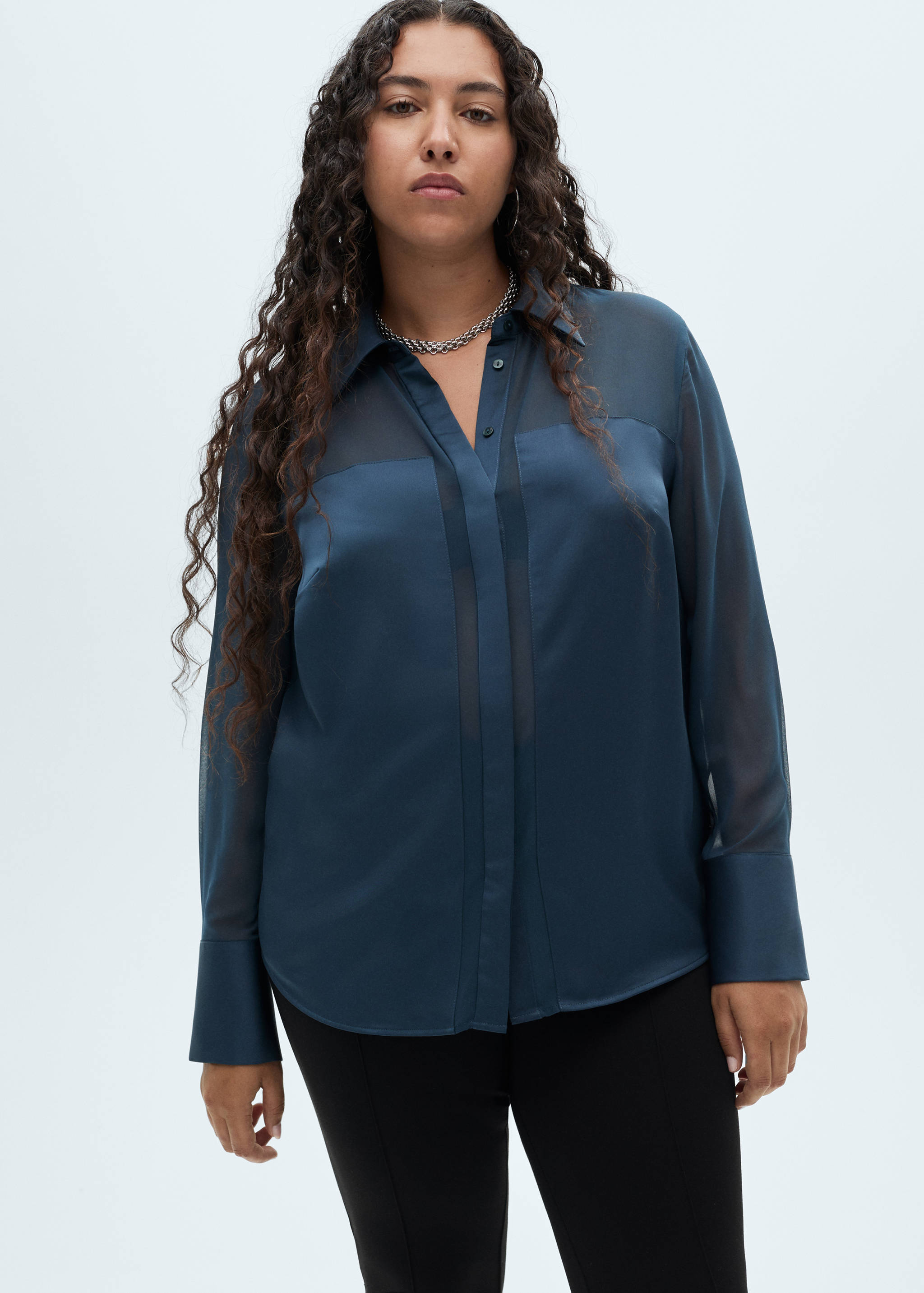 Chiffon shirt with satin panels - Details of the article 5