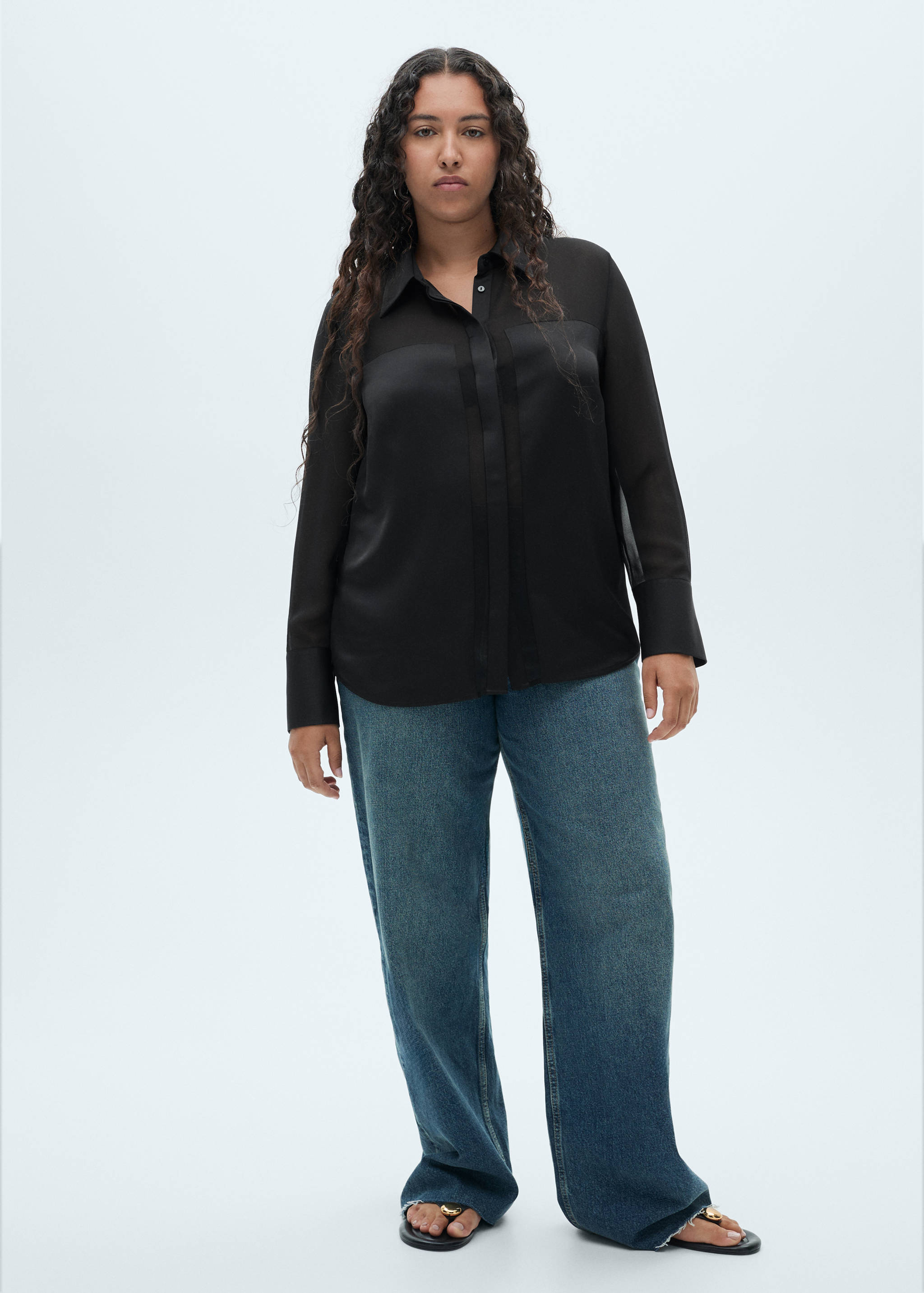 Chiffon shirt with satin panels - Details of the article 3