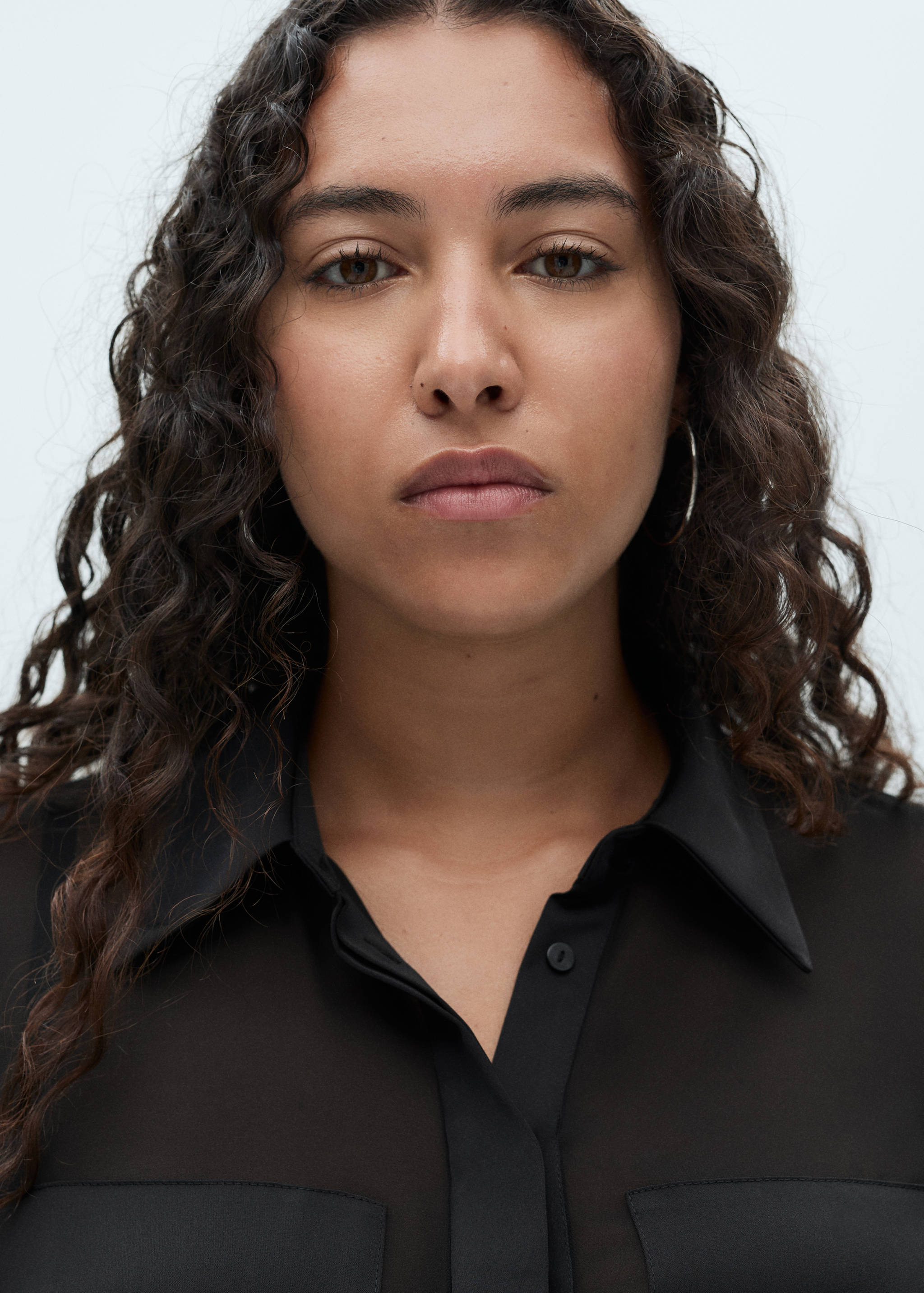 Chiffon shirt with satin panels - Details of the article 4