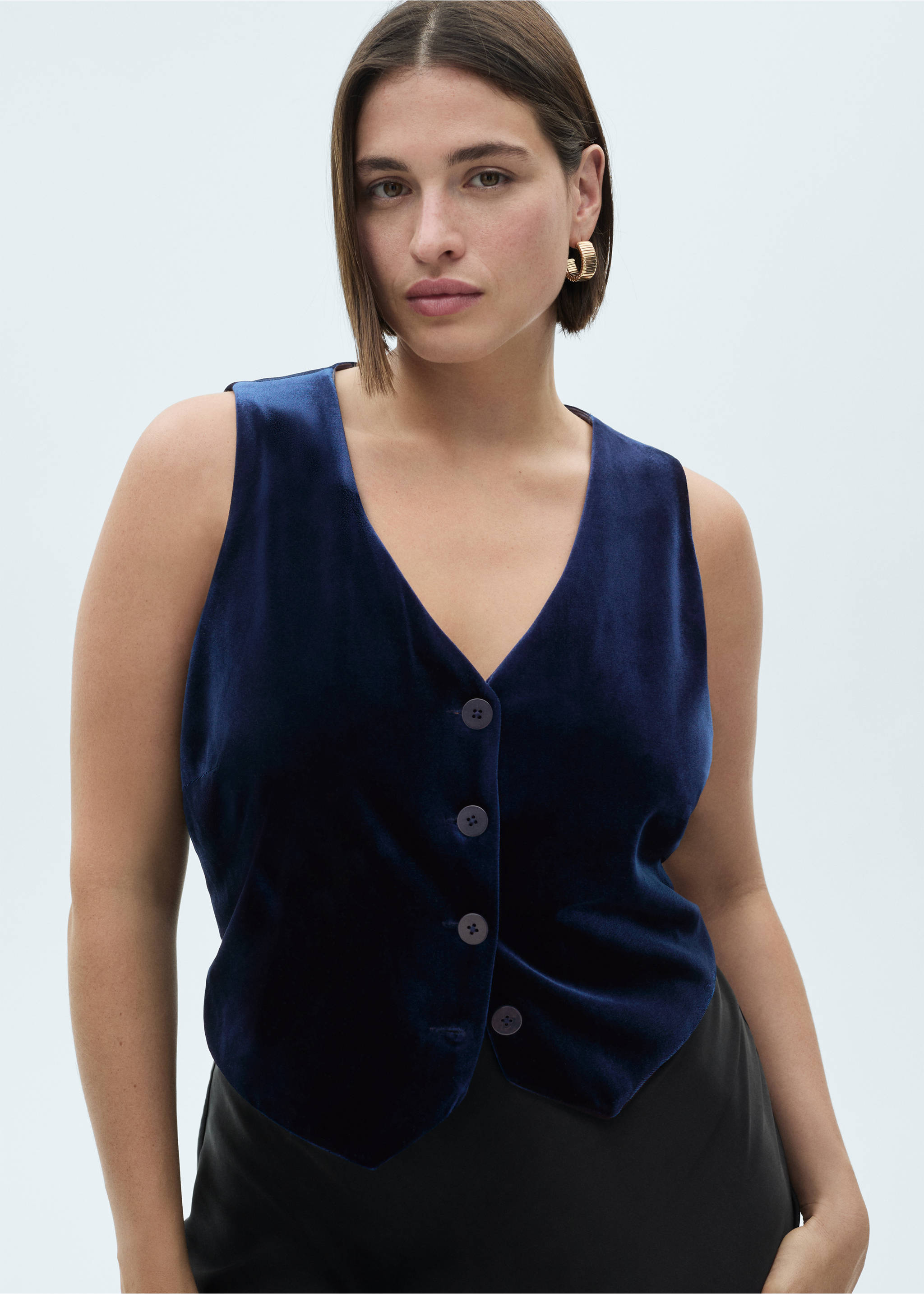 Cropped velvet waistcoat - Details of the article 5, Night Blue. Ref: 77069062-00.