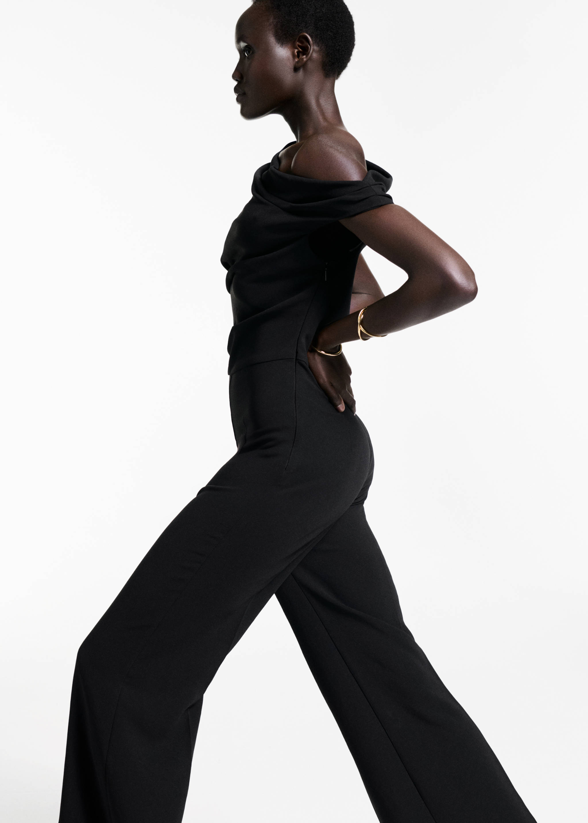 Asymmetrical jumpsuit with draped detail - Details of the article 2