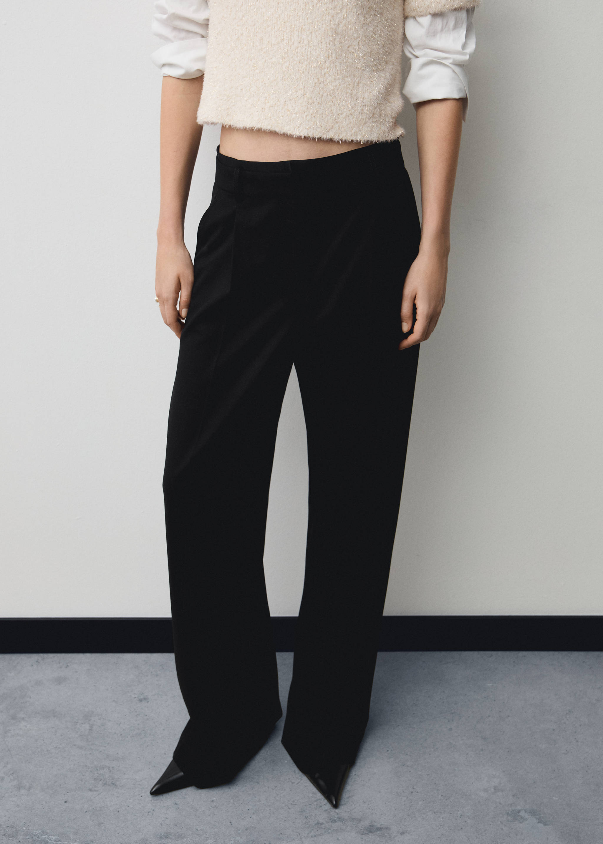 Straight-fit pleated pants - Medium plane