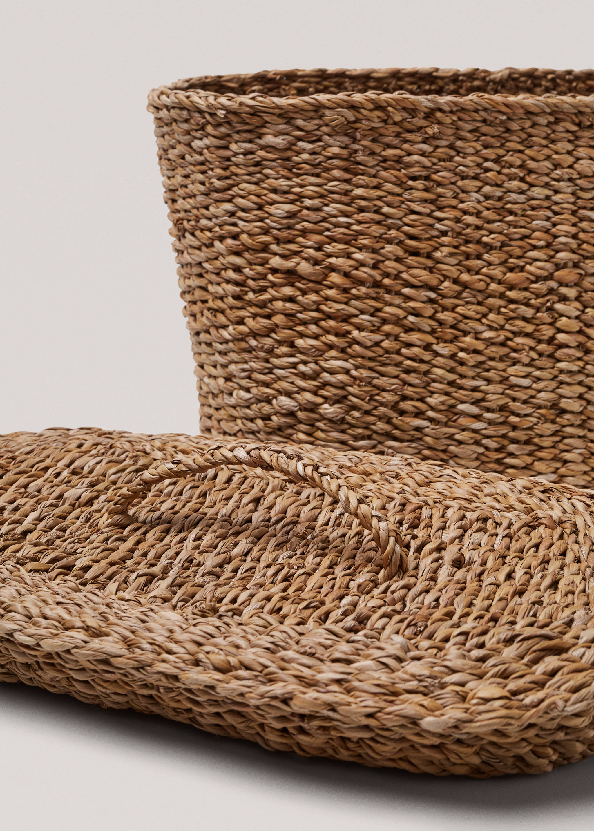 Medium natural fiber oval basket - Details of the article 2