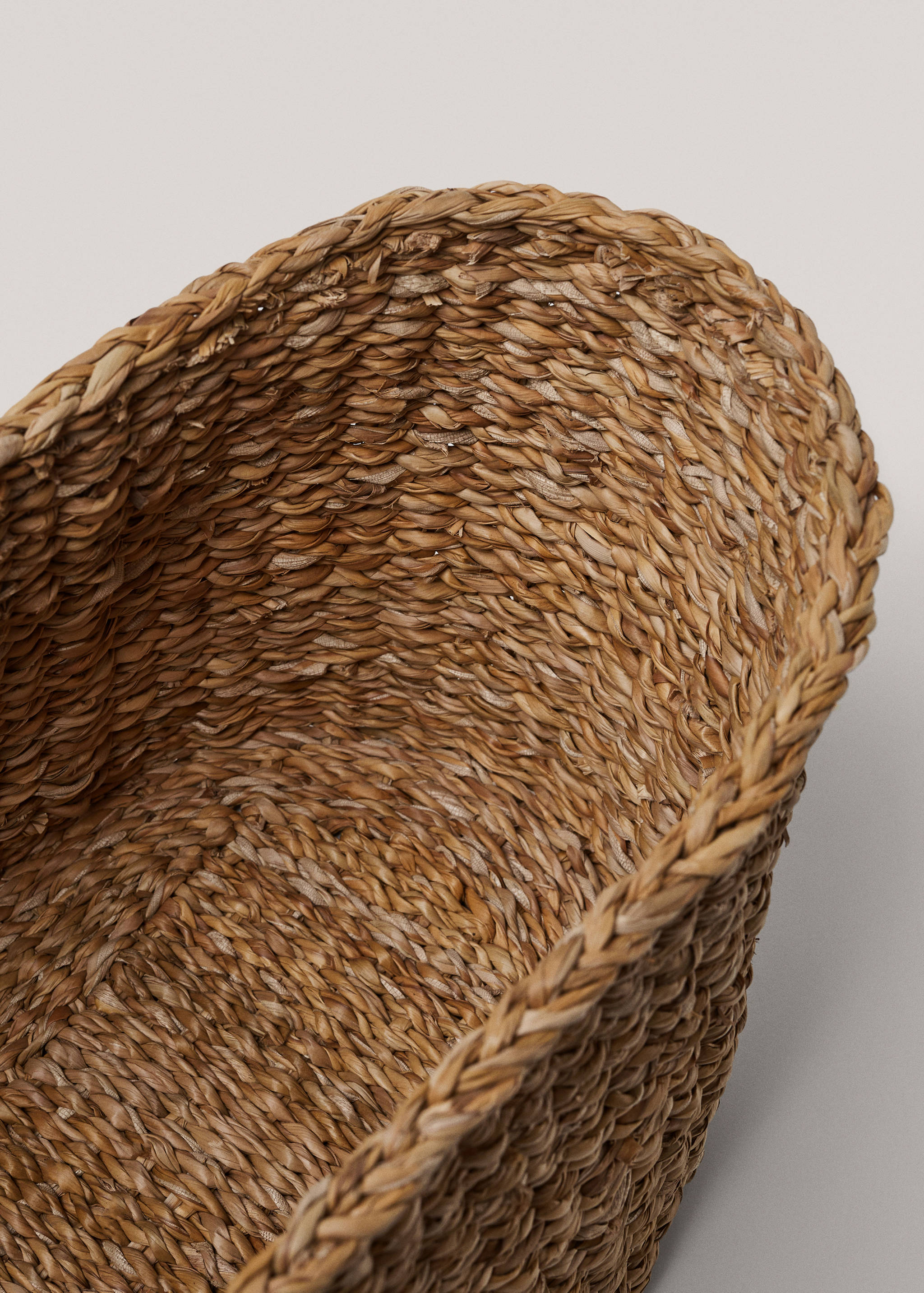 Medium natural fiber oval basket - Details of the article 3