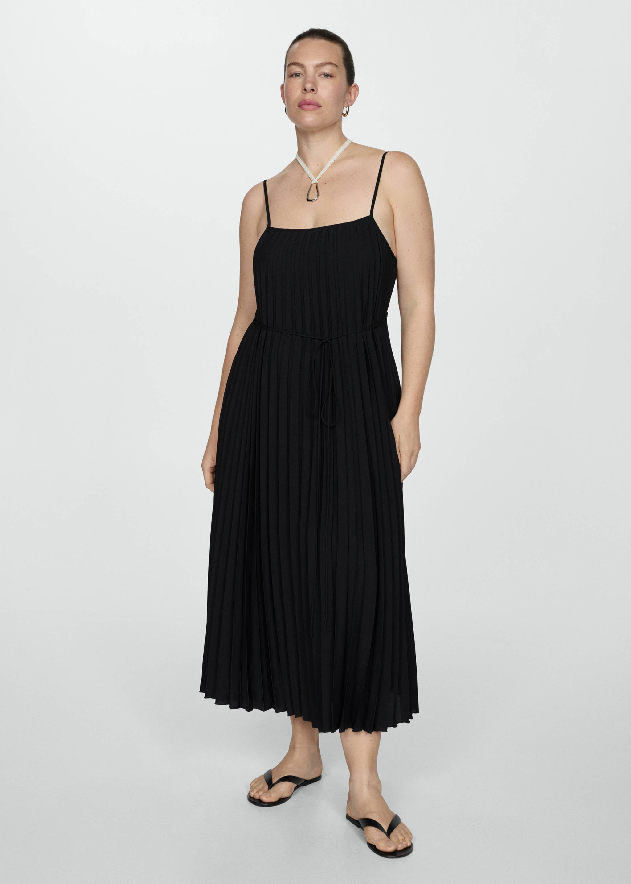 Pleated dress with bow - Details of the article 3