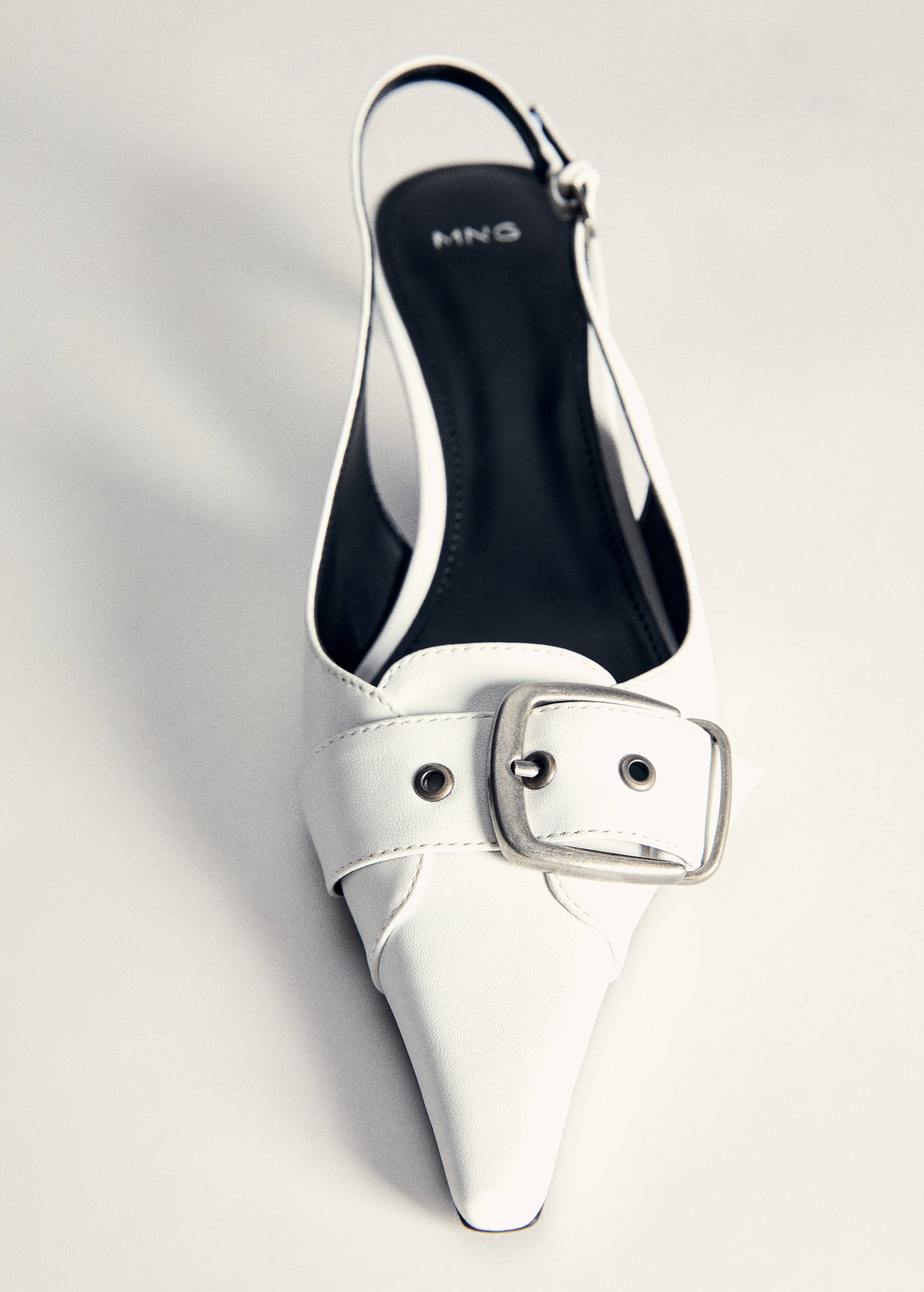 Chaussures ouvertes à l’arrière boucle - Détail de l'article 5