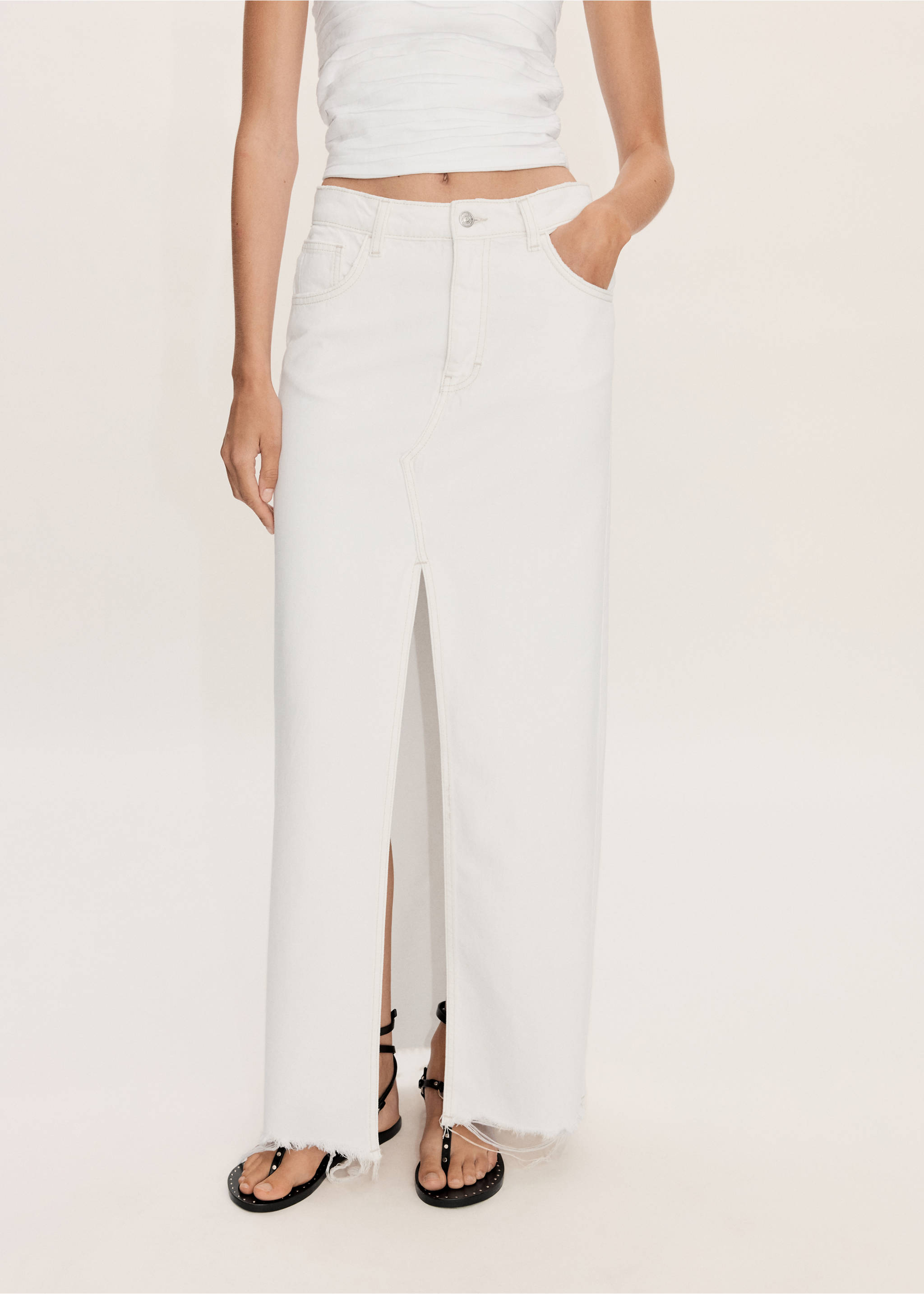 Yırtmaçlı denim etek - Orta plan, Beyaz. Ref: 77070355-00.