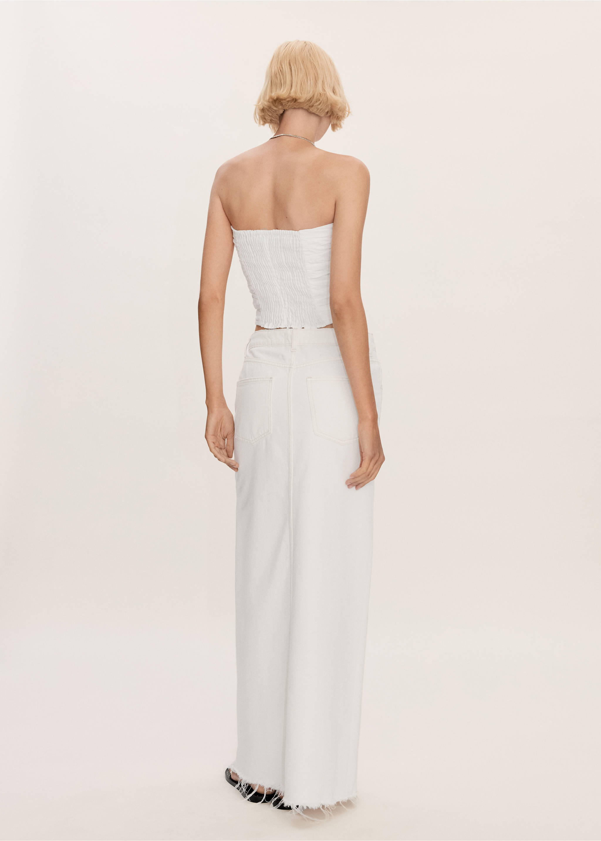 Yırtmaçlı denim etek - Ürünün arkası, Beyaz. Ref: 77070355-00.