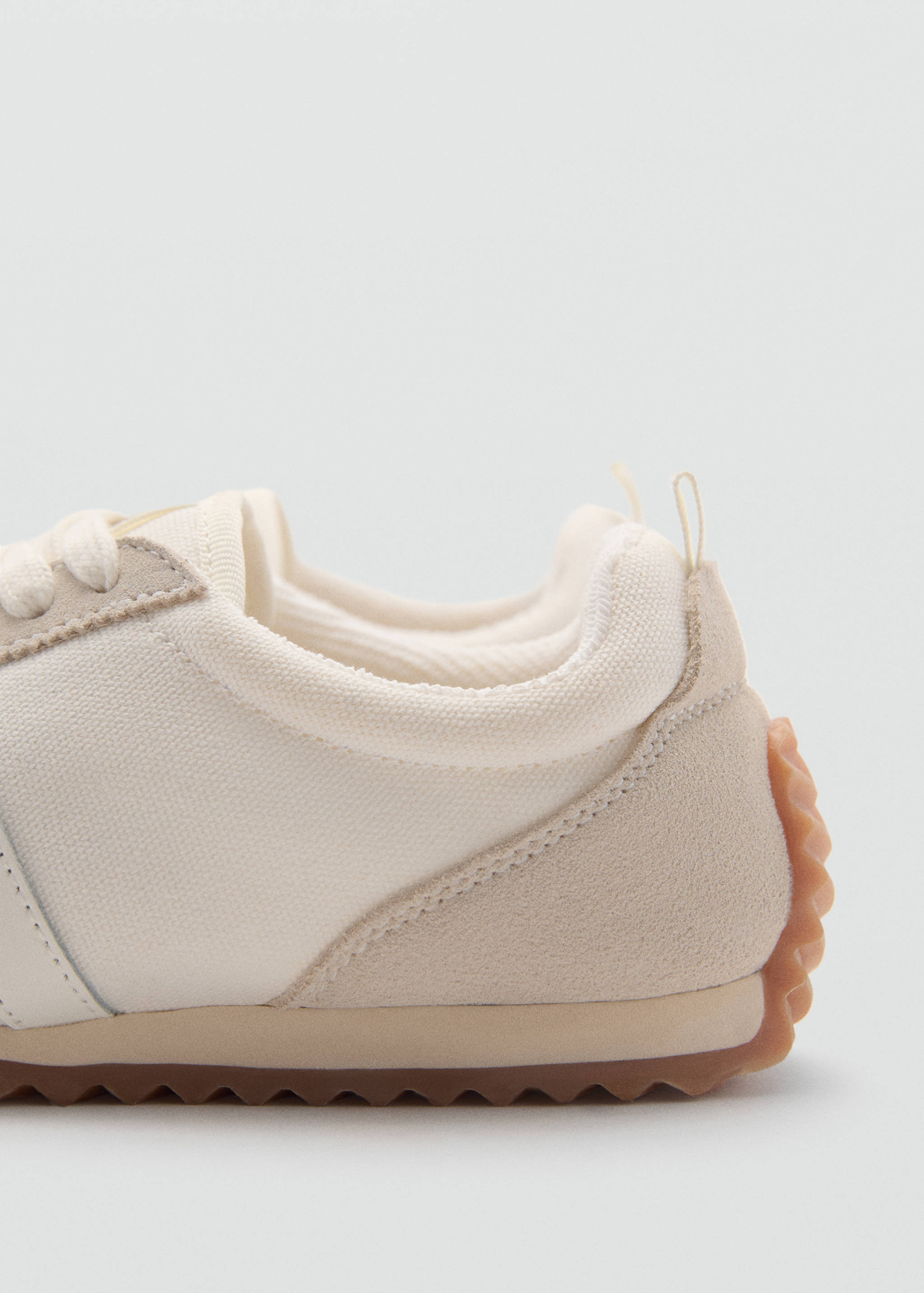 Canvas sneakers with leather panels - Details of the article 2