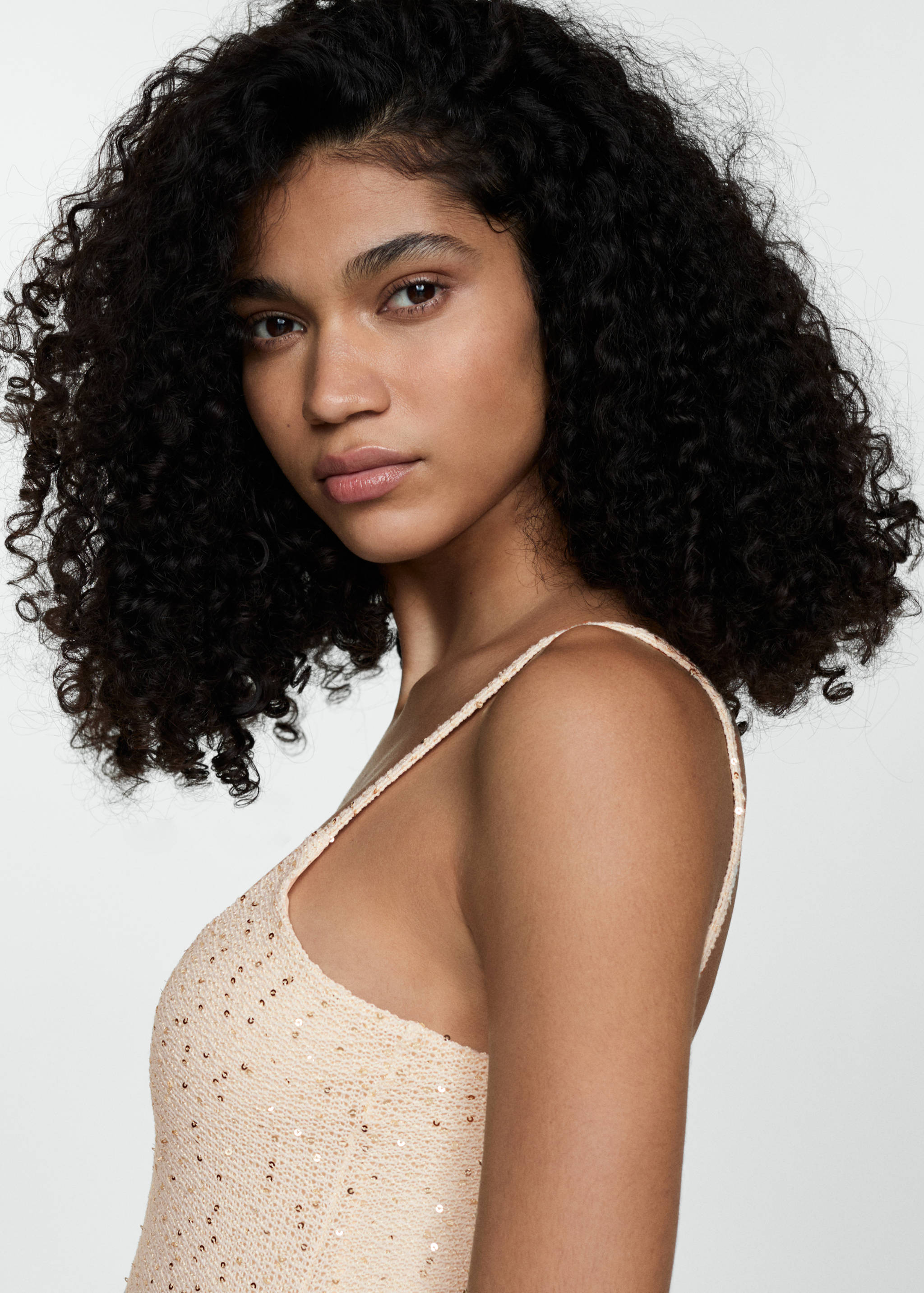 Short fitted sequin dress - Details of the article 1