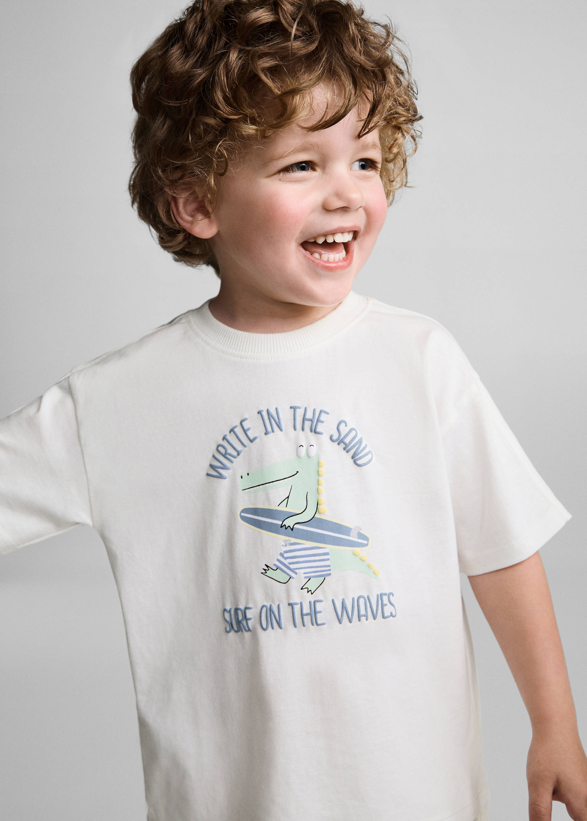 تيي شيرت عليه طباعة ركوب الأمواج - تفاصيل المنتج 1