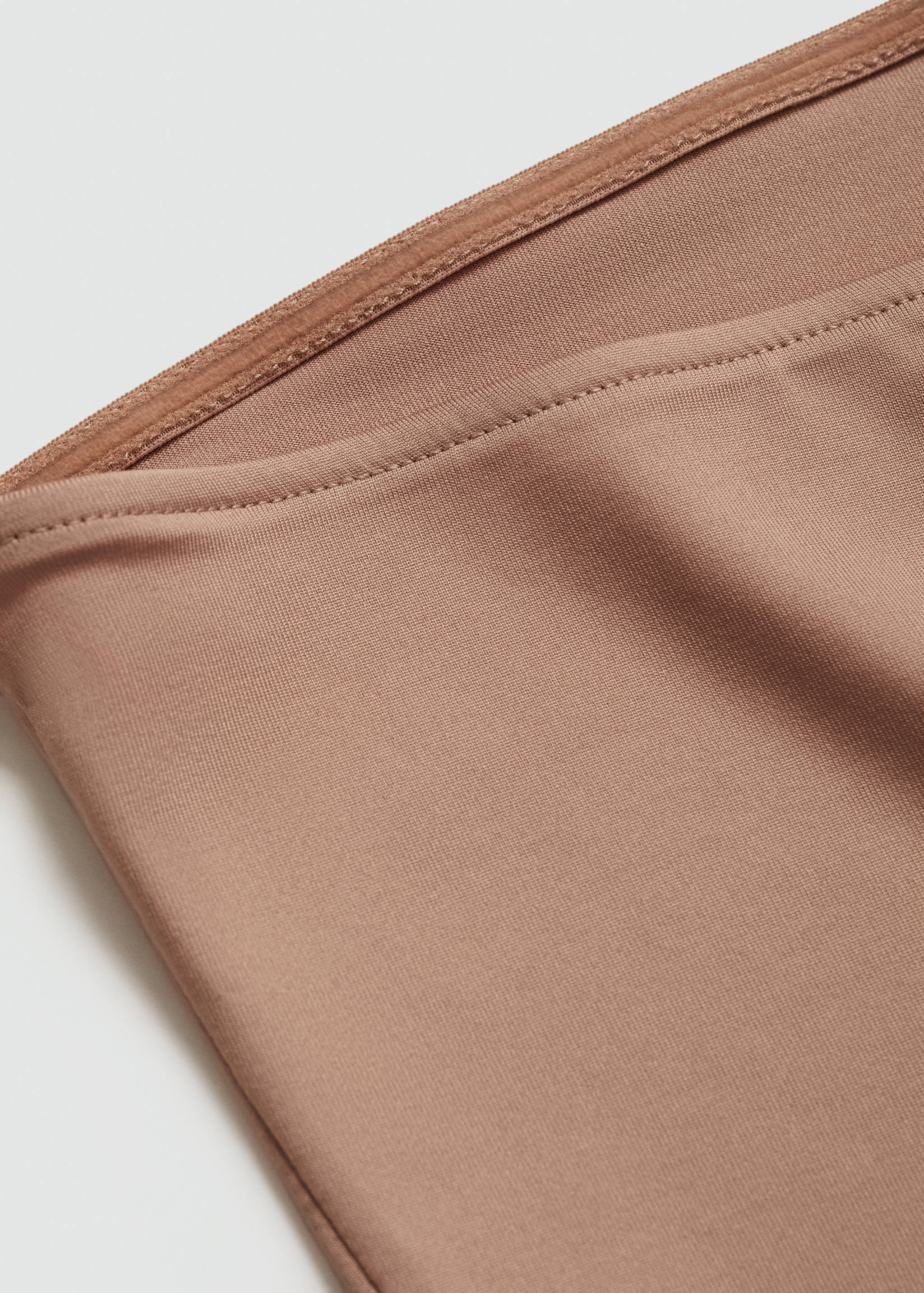 Top bandeau - Détail de l'article 8