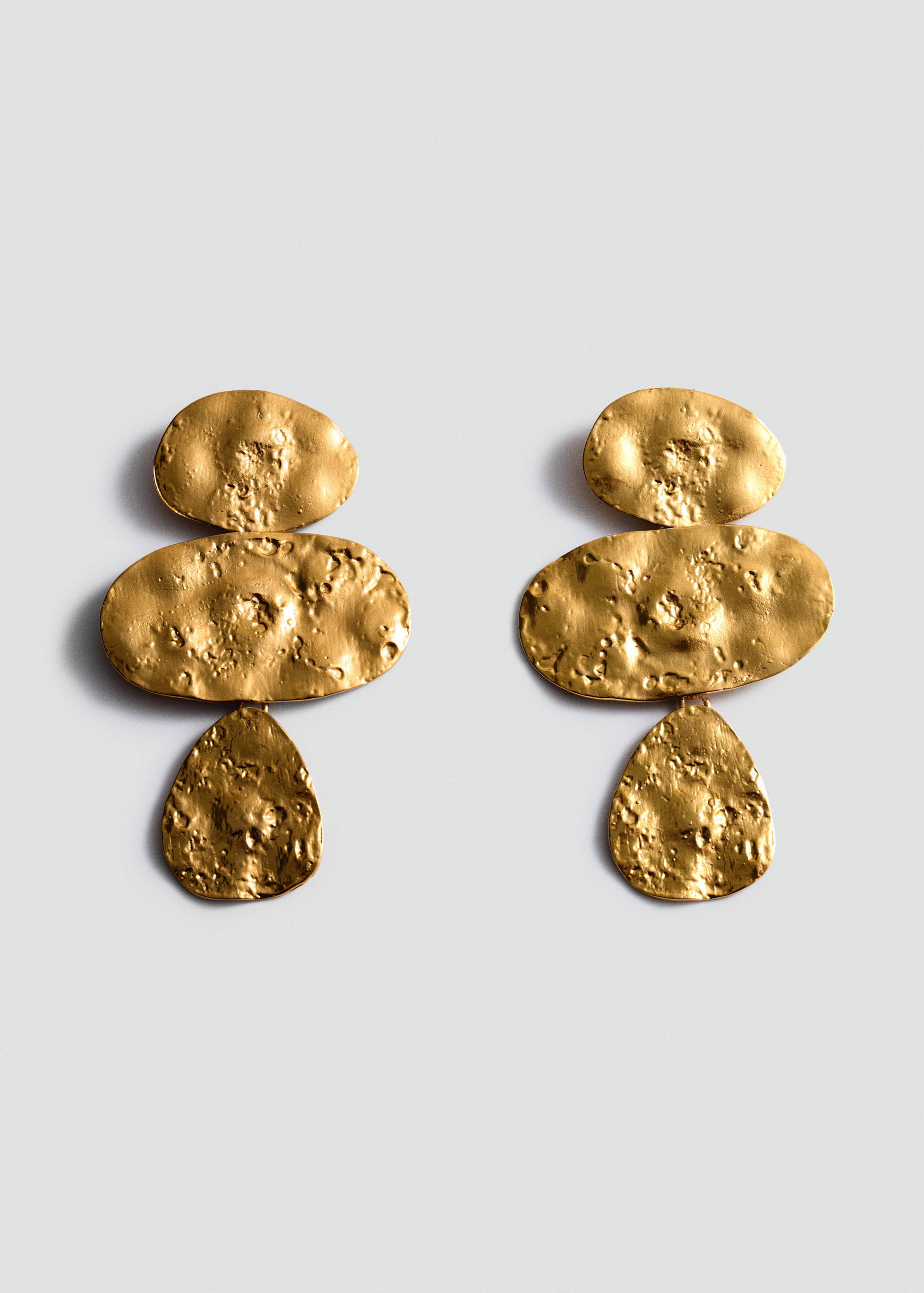 Pendientes largos textura - Artículo sin modelo