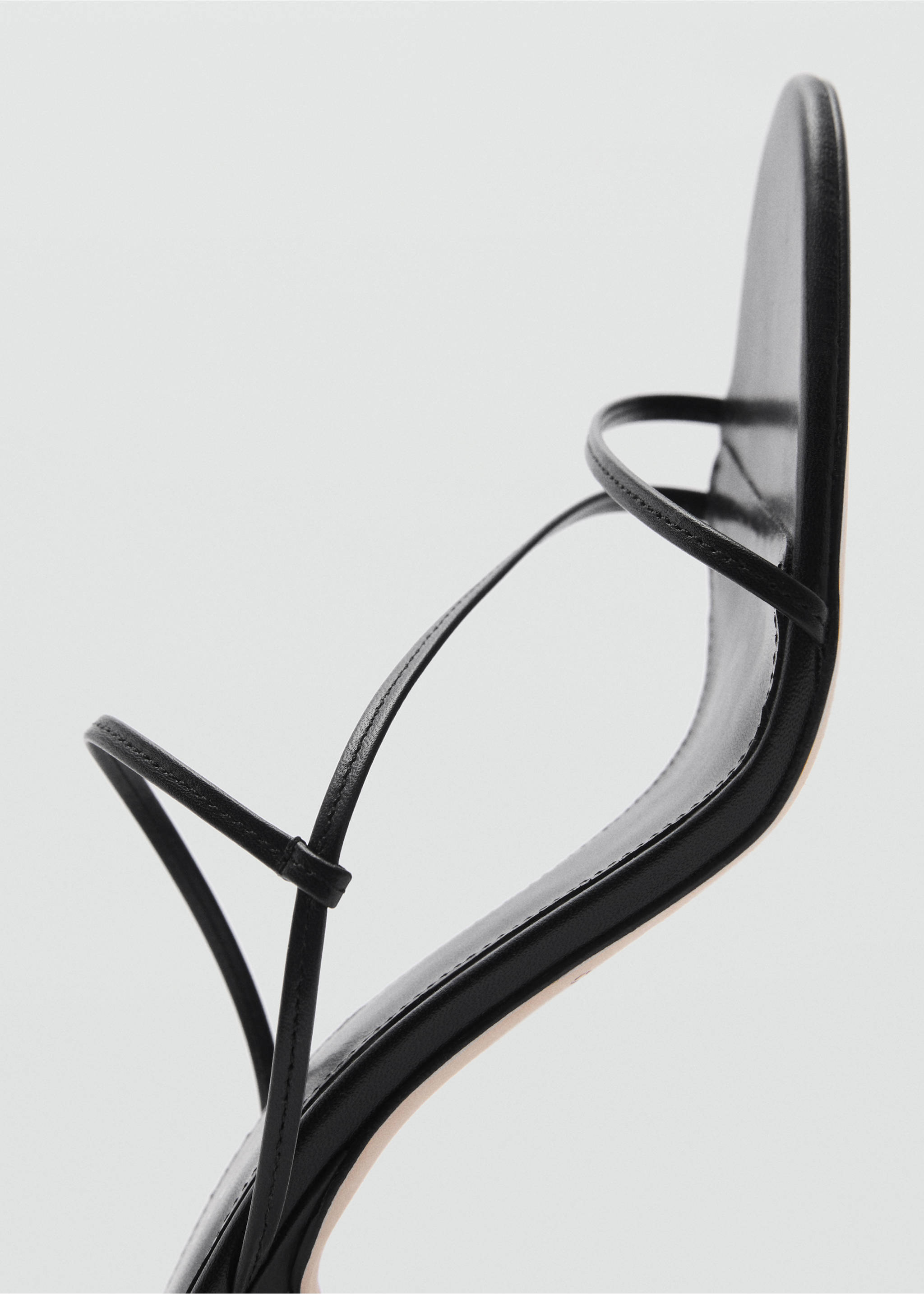 Heeled leather sandals with straps - Details of the article 2, Black. Ref: 77070380-00.