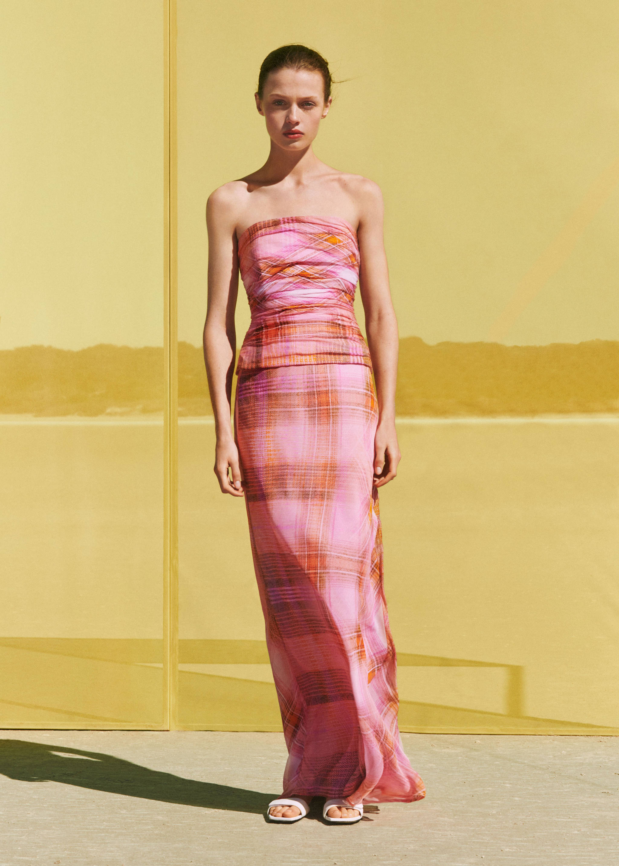 Checked print top - Details of the article 6