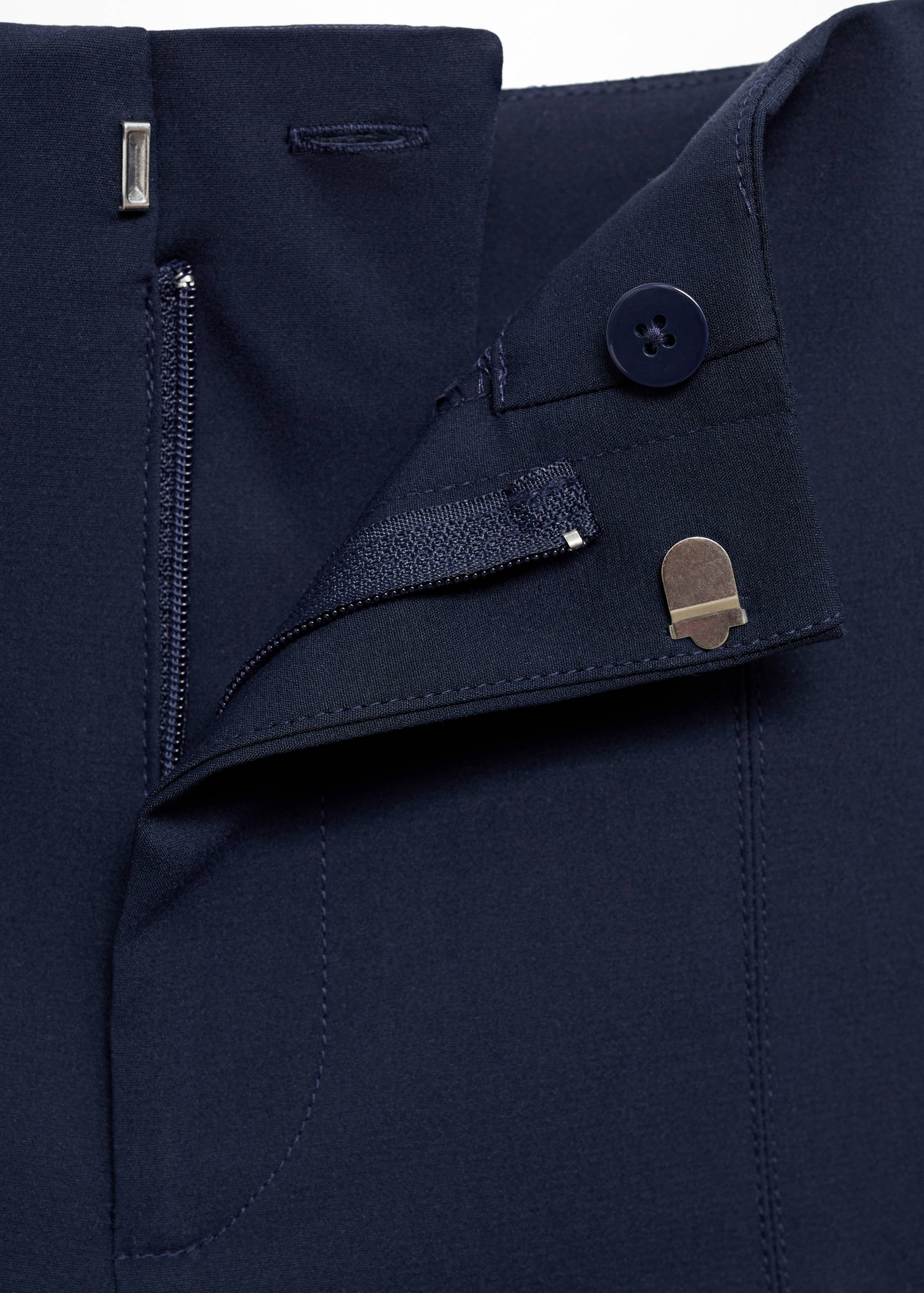 High-waist straight shorts - Details of the article 8