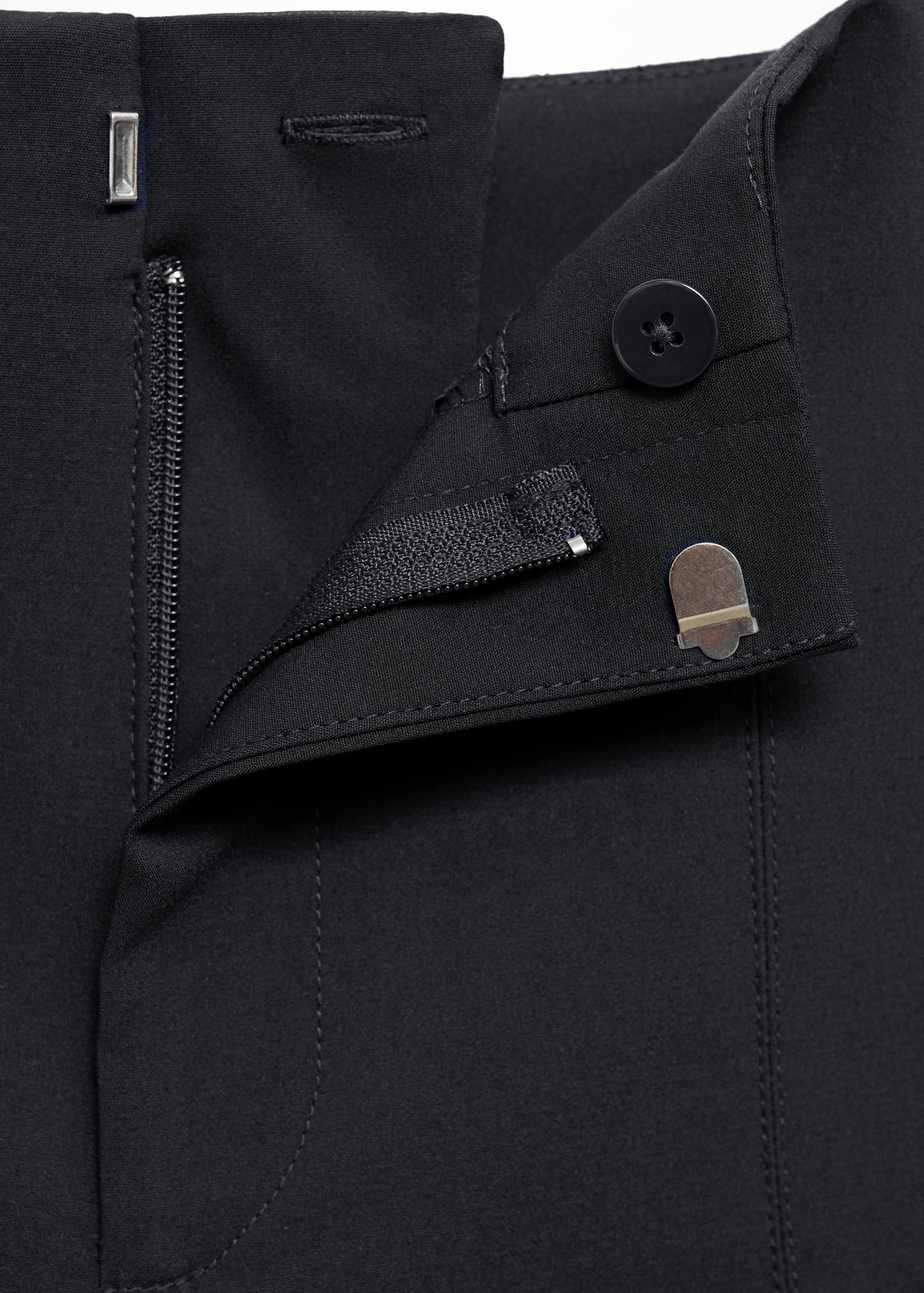 High-waist straight shorts - Details of the article 8