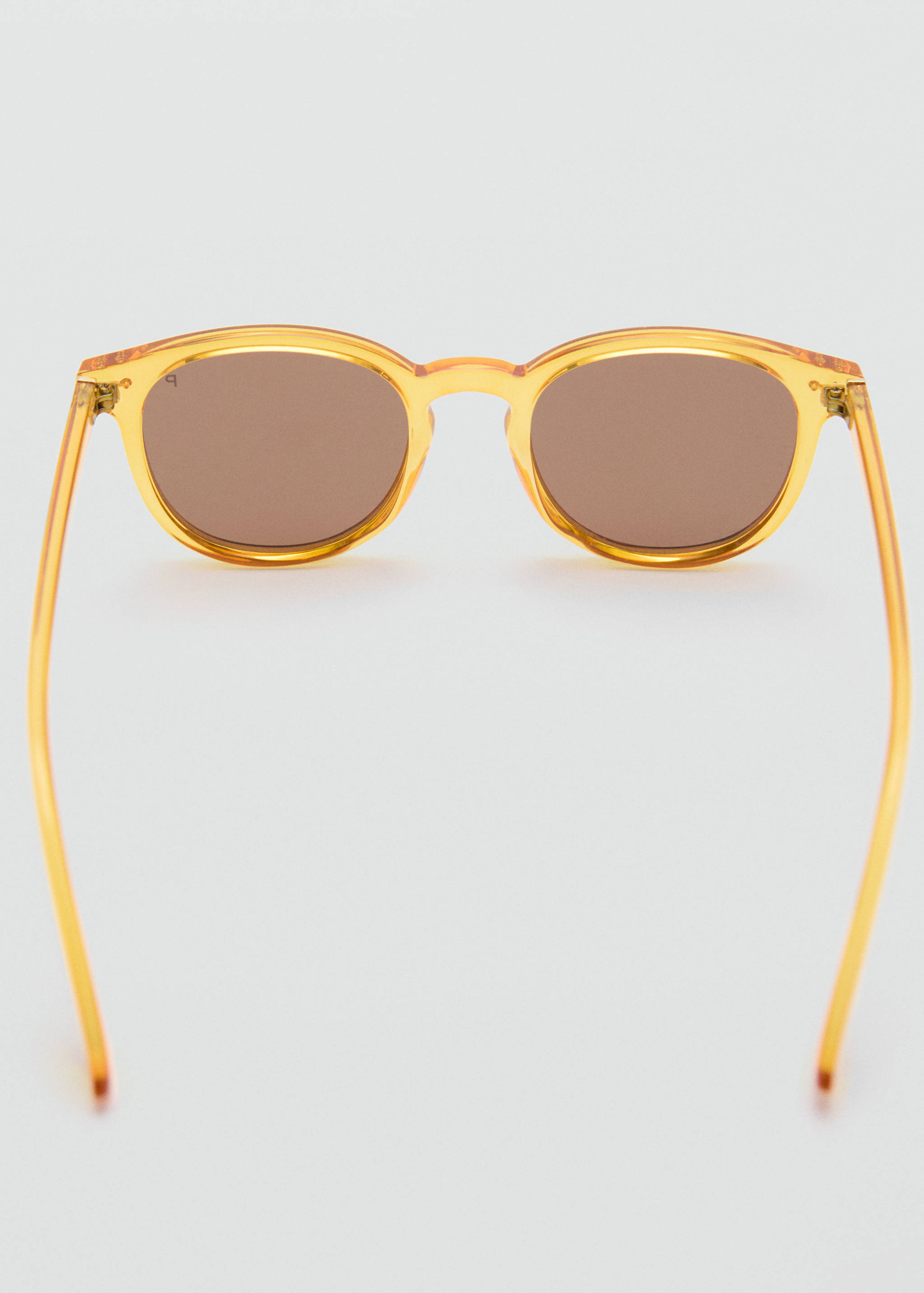 Поляризованные солнцезащитные очки - Деталь изделия 1