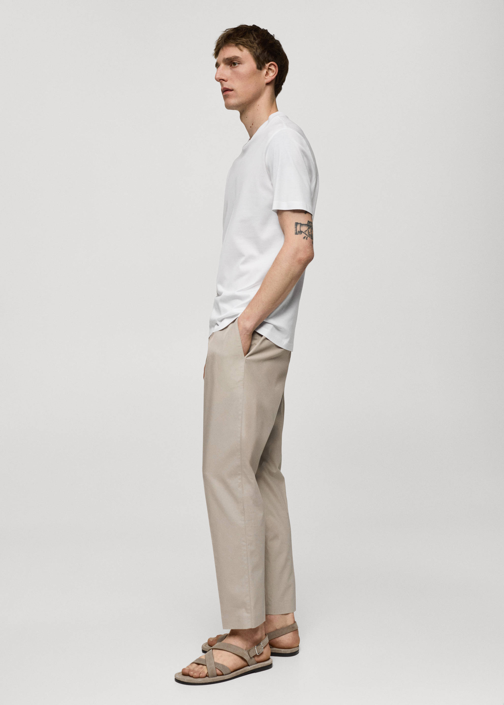 100% cotton slim-fit t-shirt - Details of the article 2