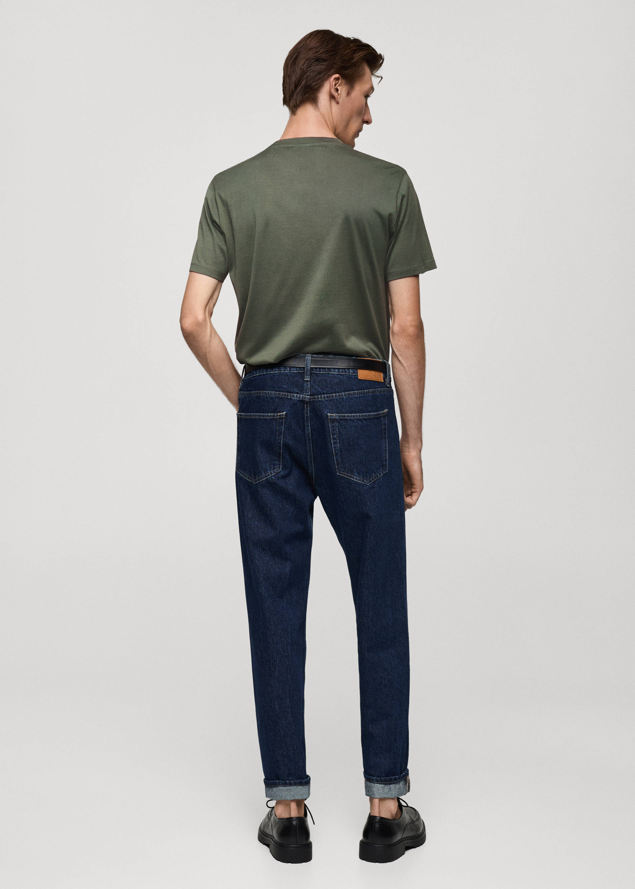 100% cotton slim-fit t-shirt - Reverse of the article