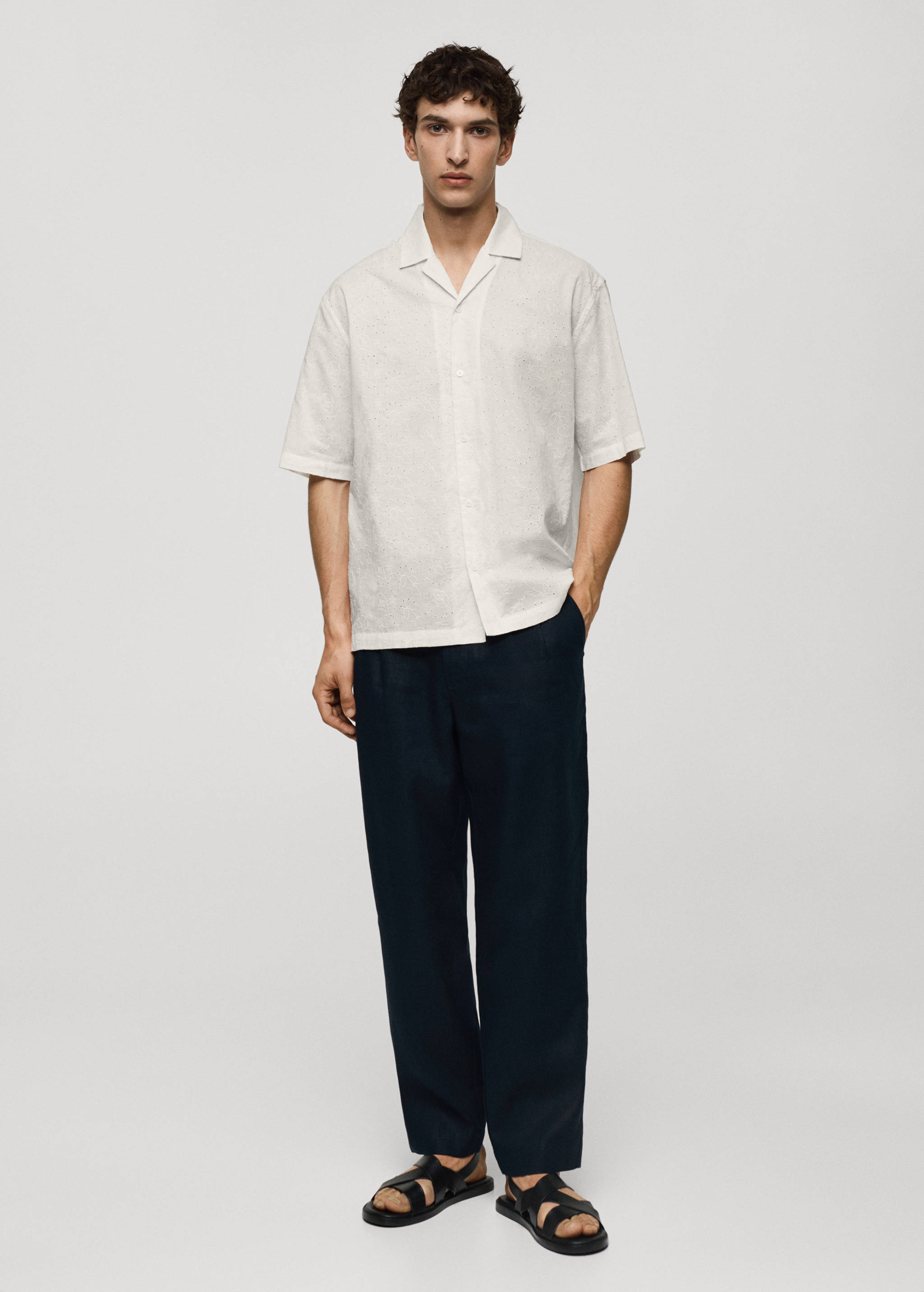 Relaxed-fit 100% cotton embroidered shirt - General plane