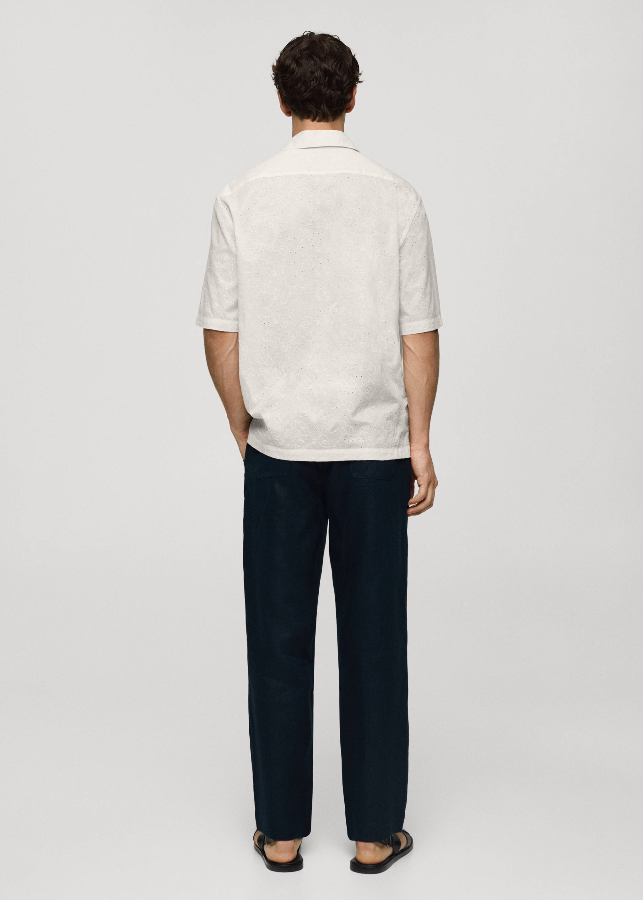 Relaxed-fit 100% cotton embroidered shirt - Reverse of the article