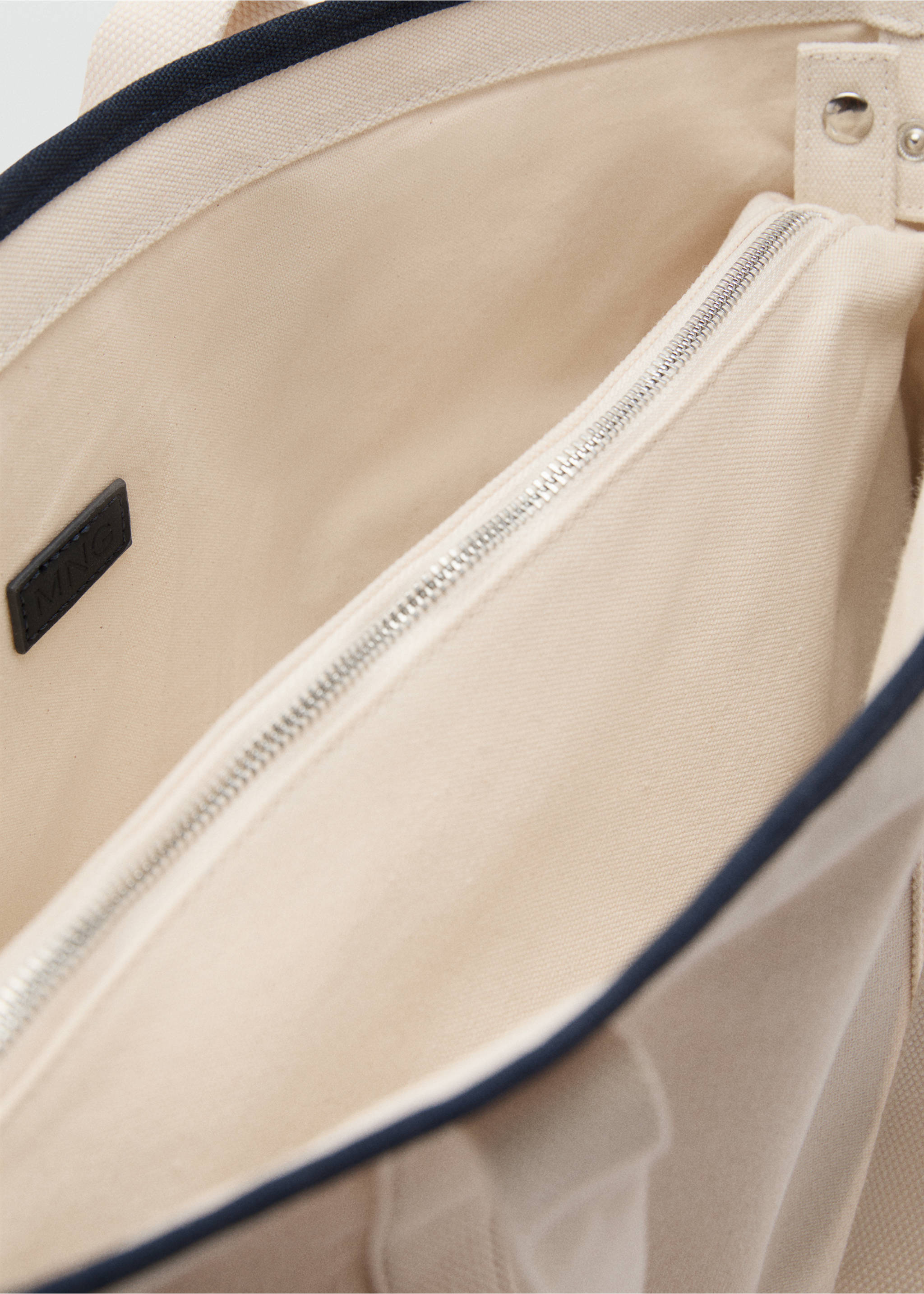 Bolso canvas algodón contraste - Detalle del artículo 2, Blanco roto. Ref: 77070611-00.