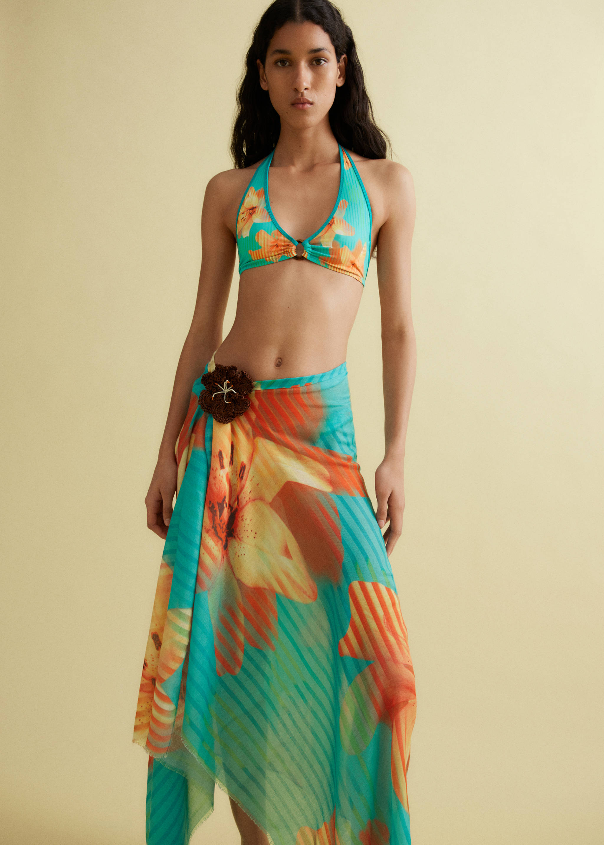 Floral print scarf - General plane