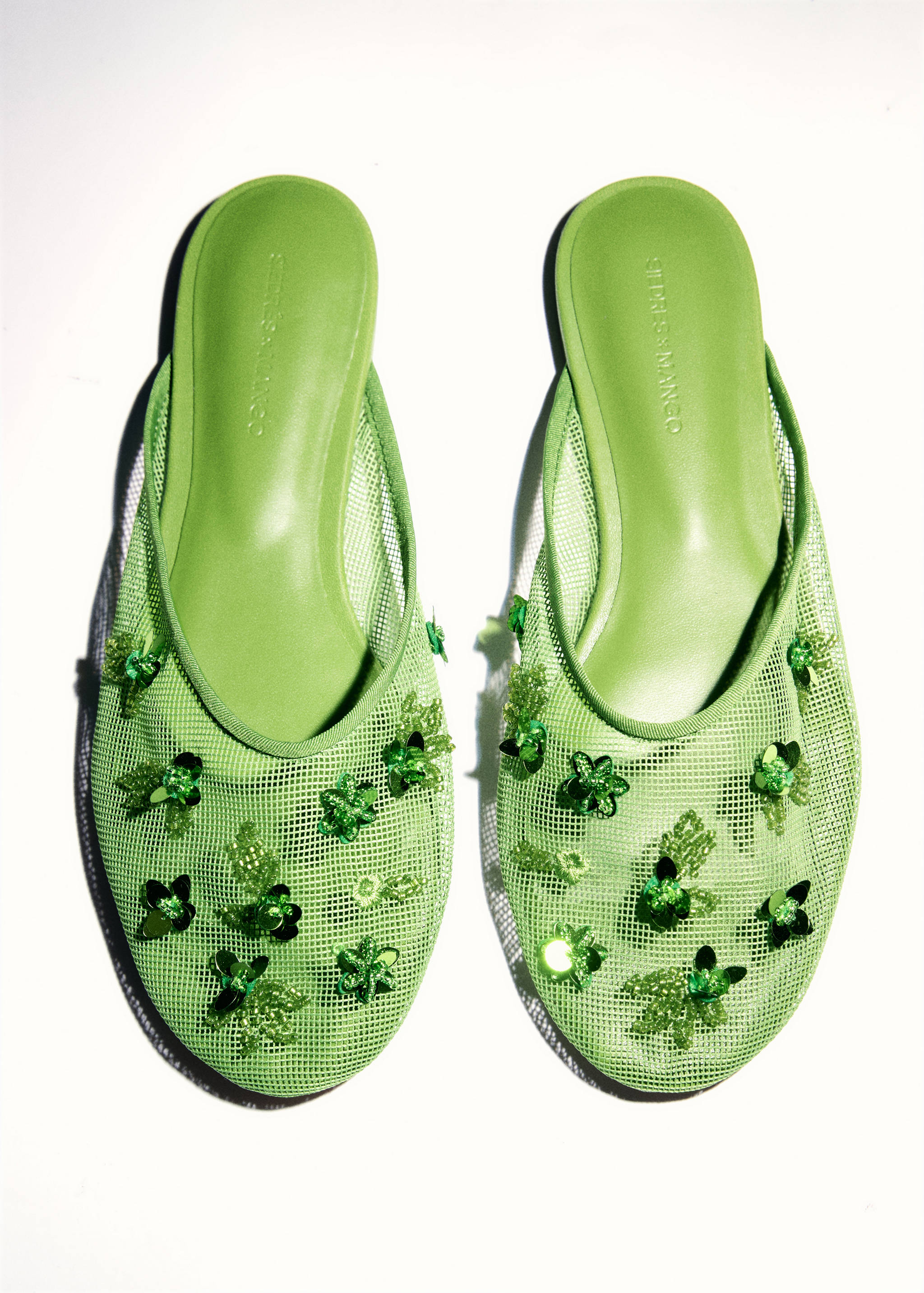 حذاء شبكي مطرز بالخرز - تفاصيل المنتج 5