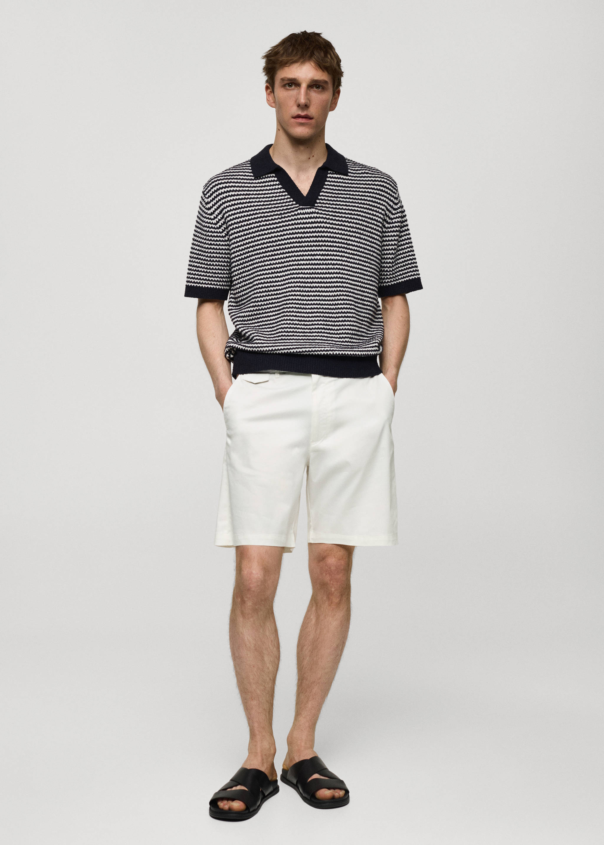 Slim fit cotton Bermuda shorts - General plane