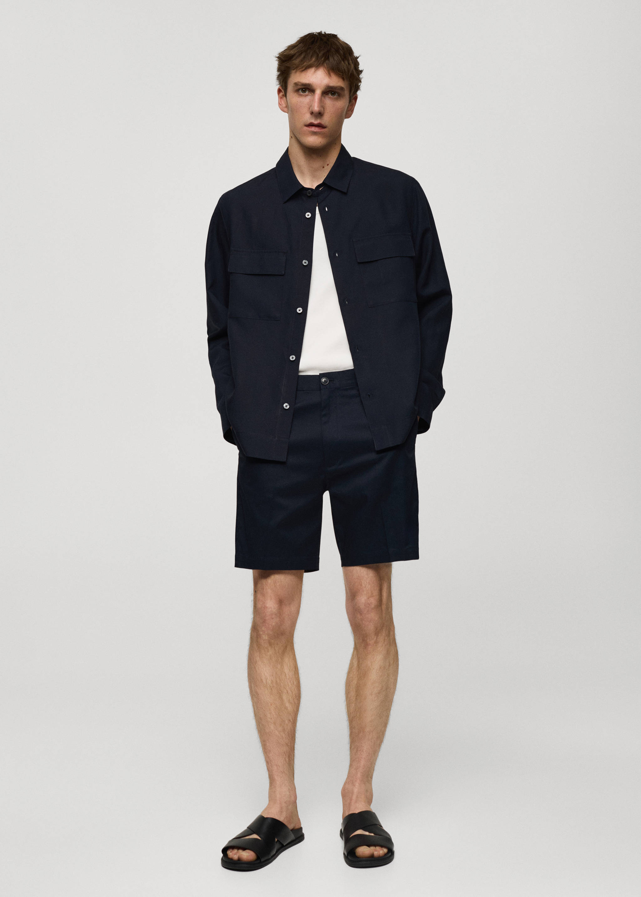 Slim fit cotton Bermuda shorts - General plane