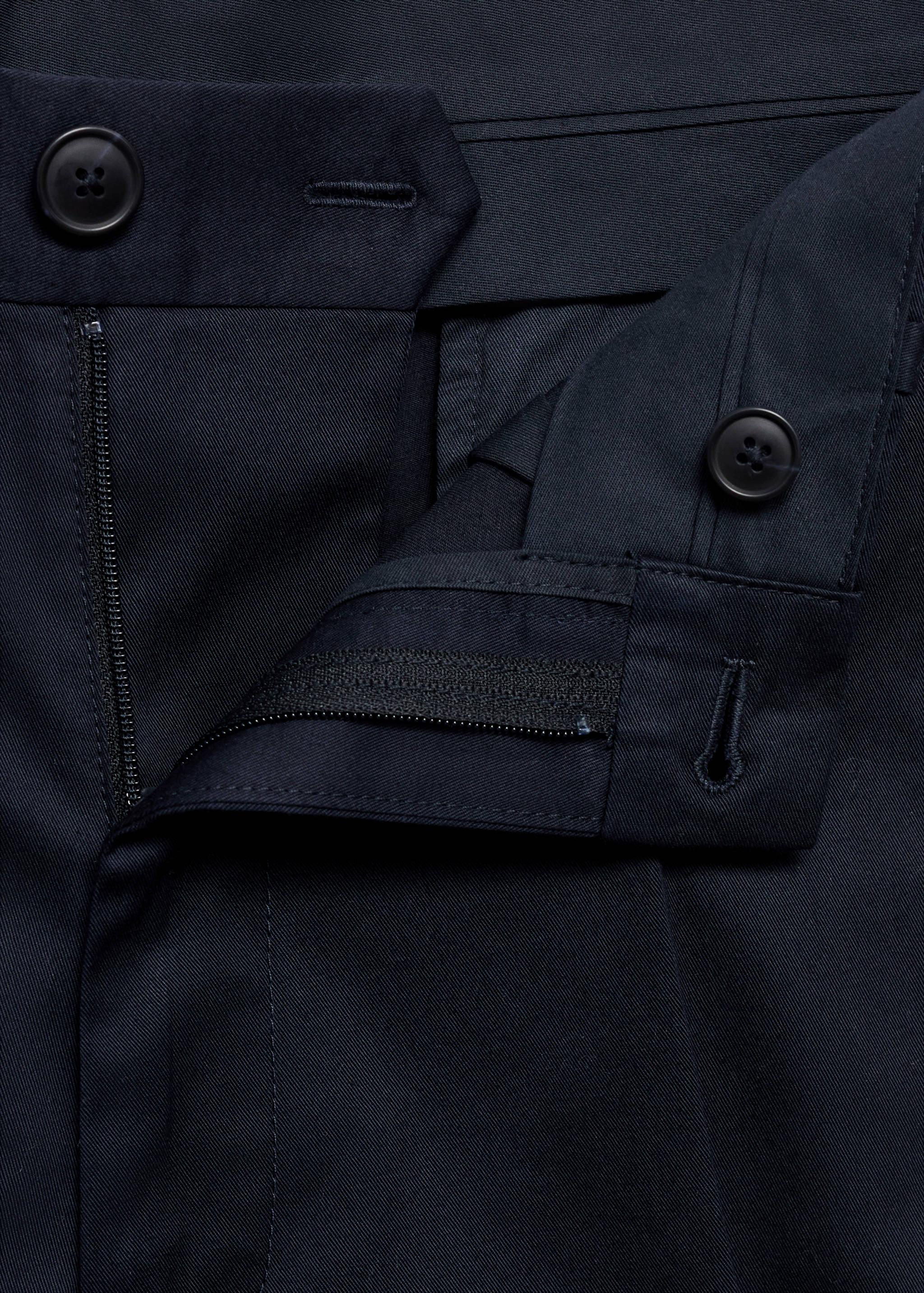 Slim fit cotton Bermuda shorts - Details of the article 8