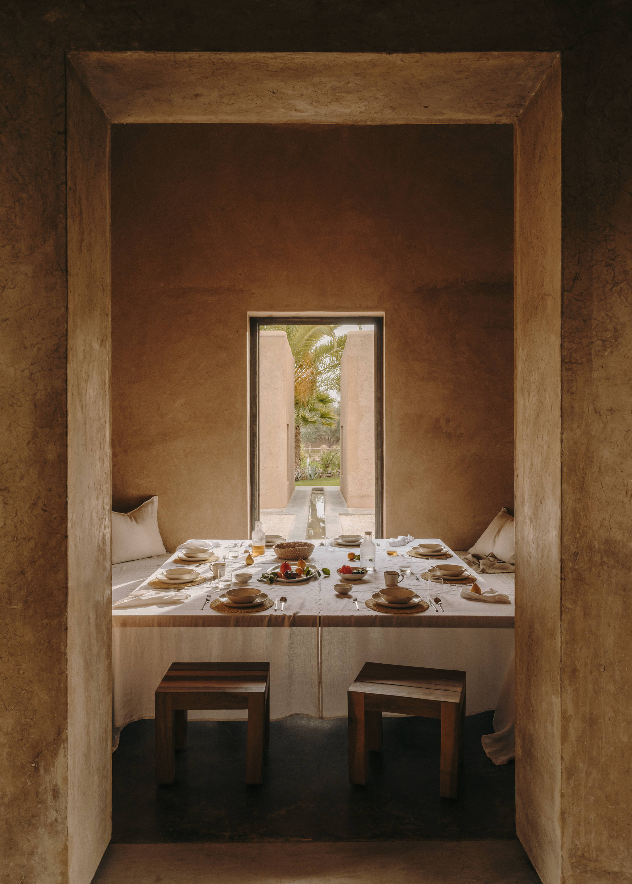 100% linen tablecloth for 6 to 8 diners - Details of the article 6