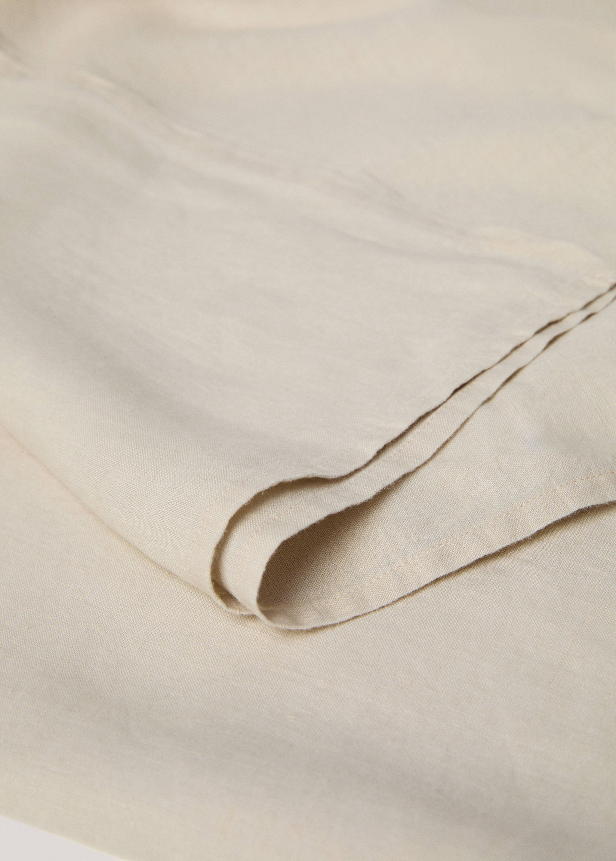 100% linen tablecloth for 6 to 8 diners - Details of the article 1