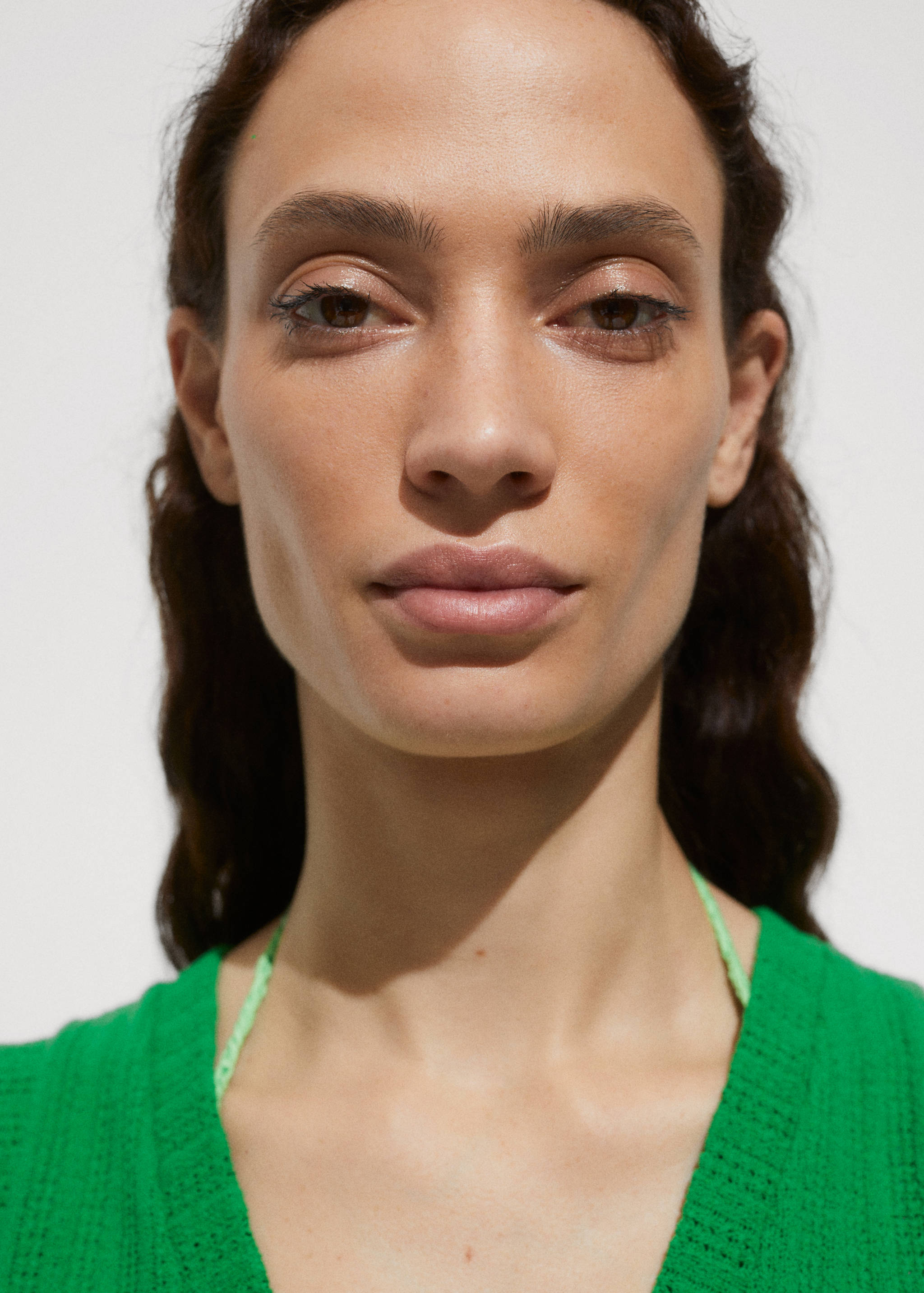 Crochet waistcoat with buttons - Details of the article 1