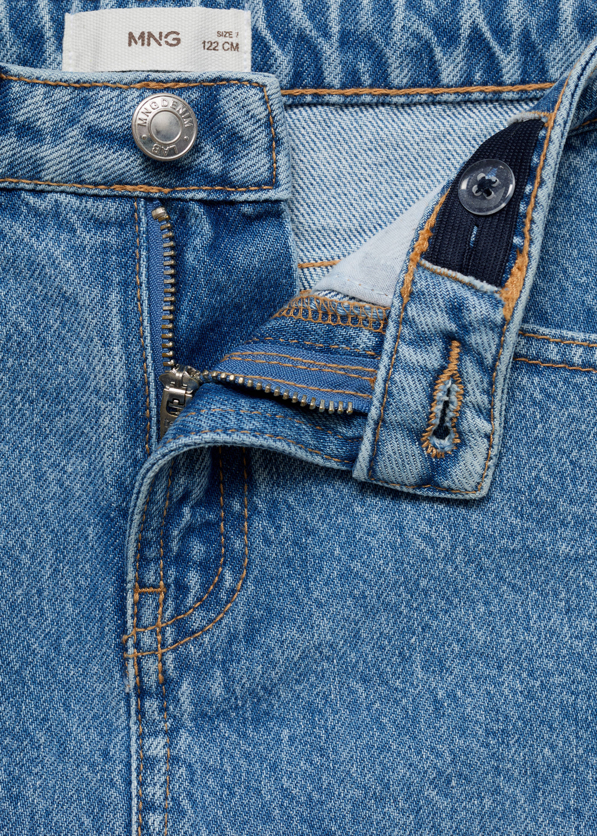 Short denim skirt - Details of the article 8