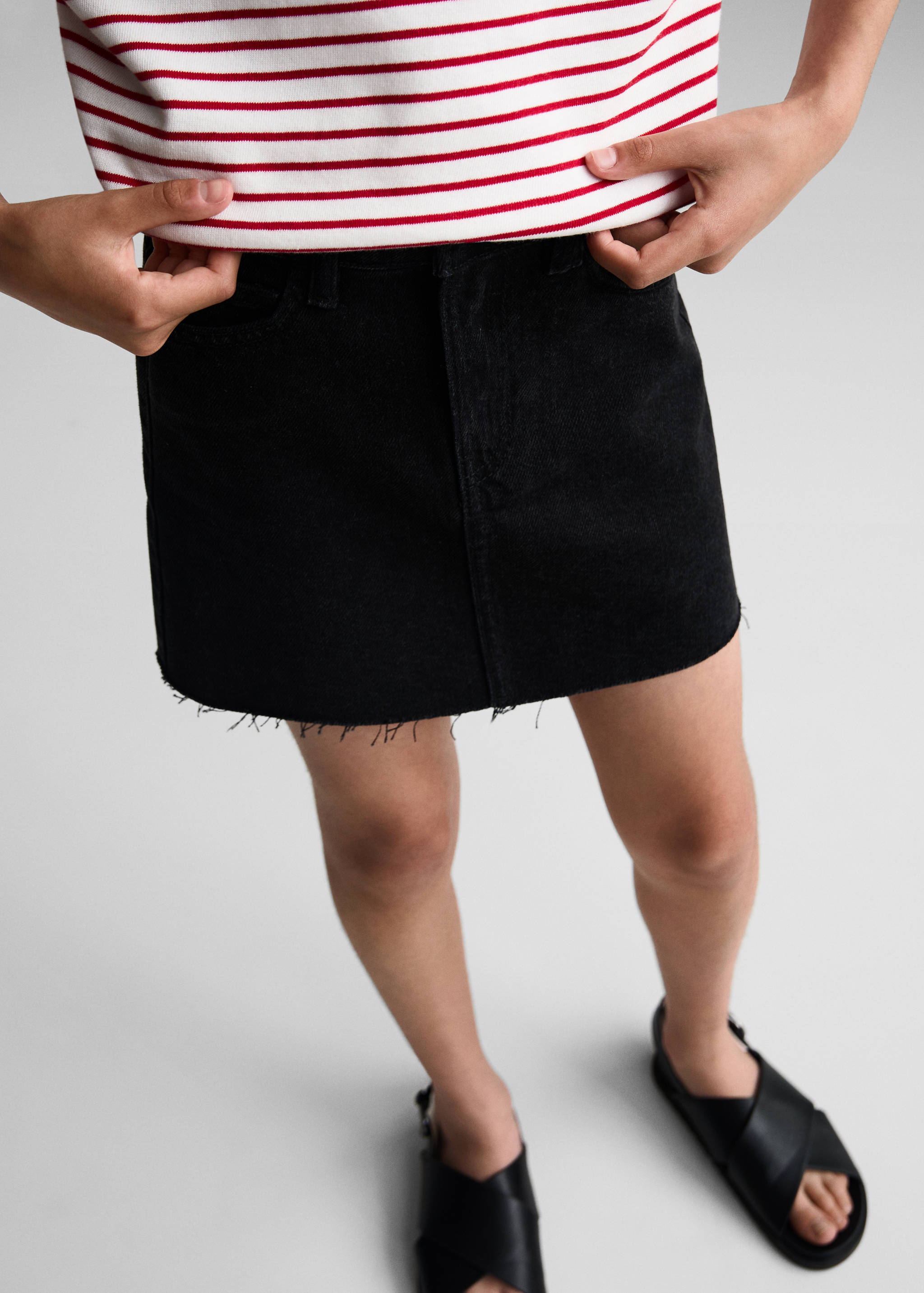 Short denim skirt - Details of the article 6