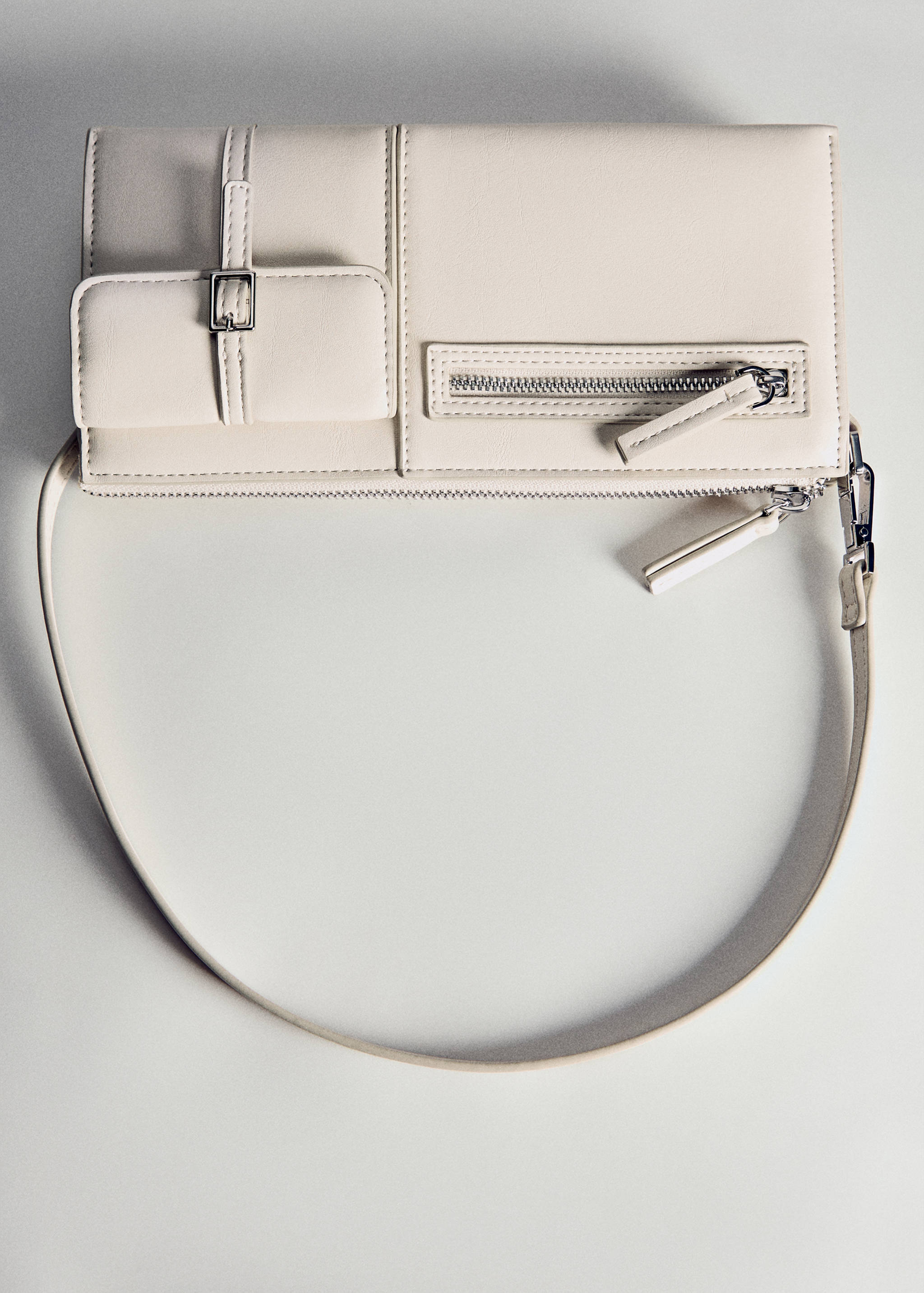 Shoulder bag with pockets - Details of the article 5