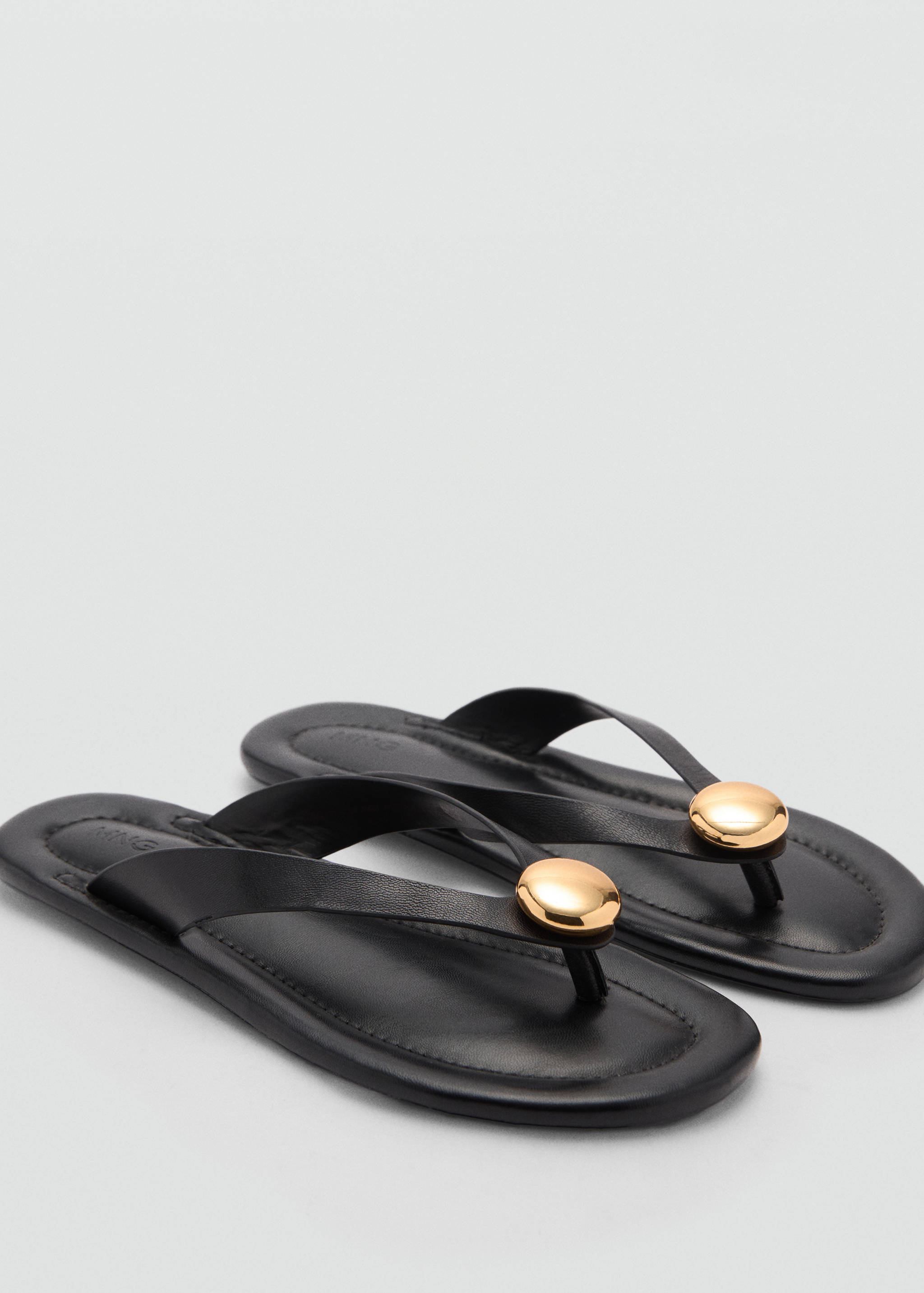 Leather sandals with adornment - Medium plane