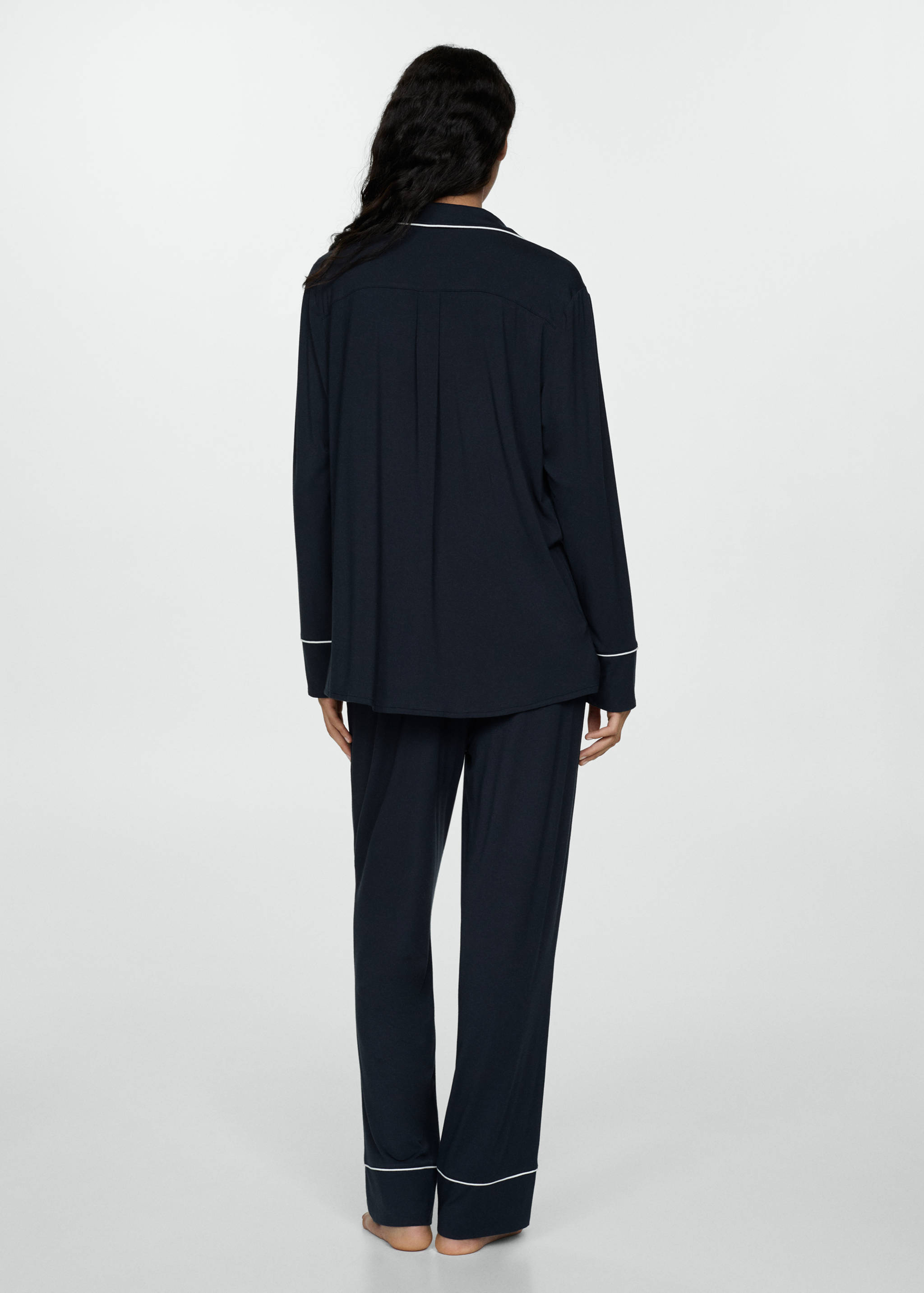 Two-piece pyjamas with piping - Reverse of the article