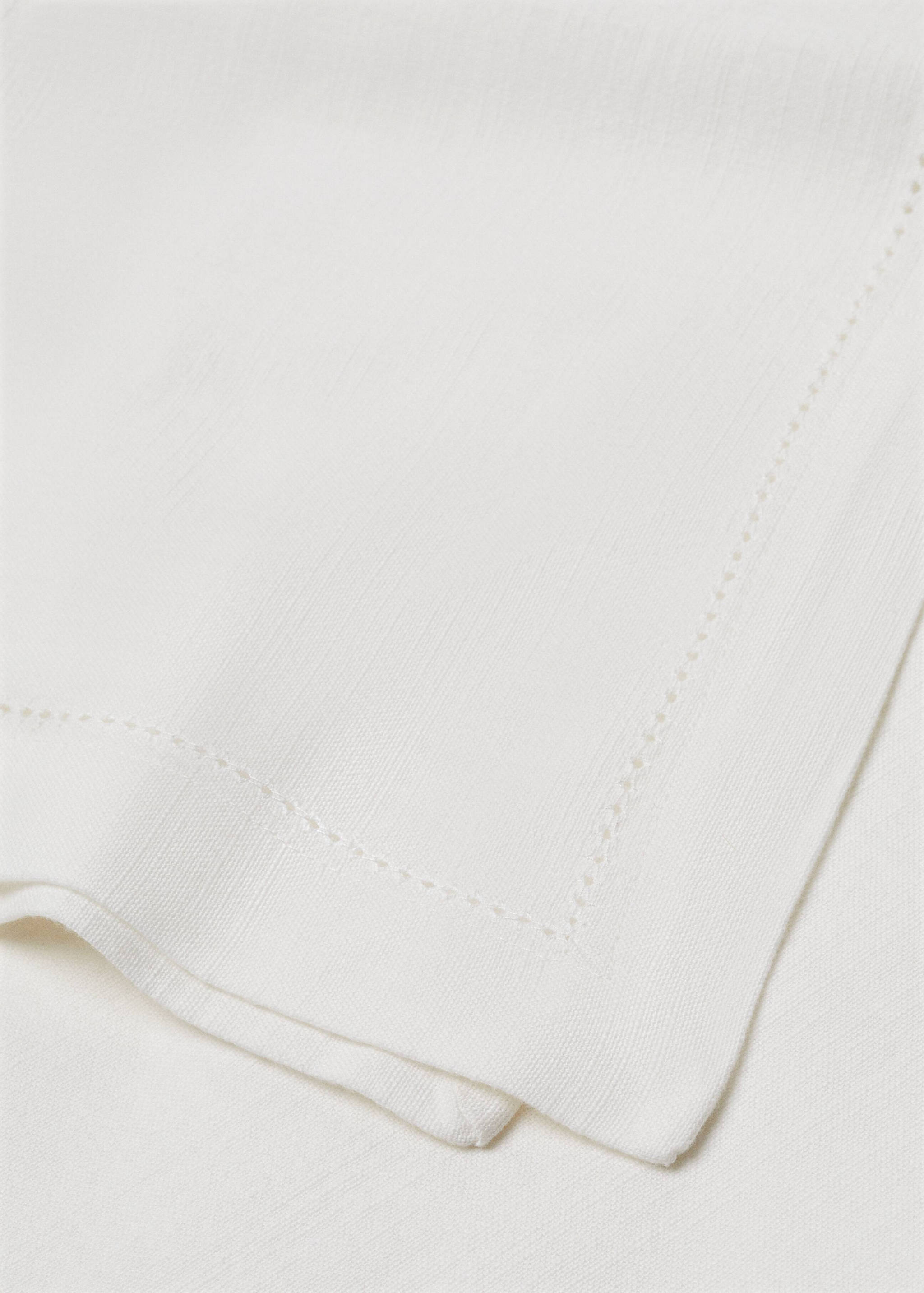 Round tablecloth with hemstitch embroidery - Details of the article 1