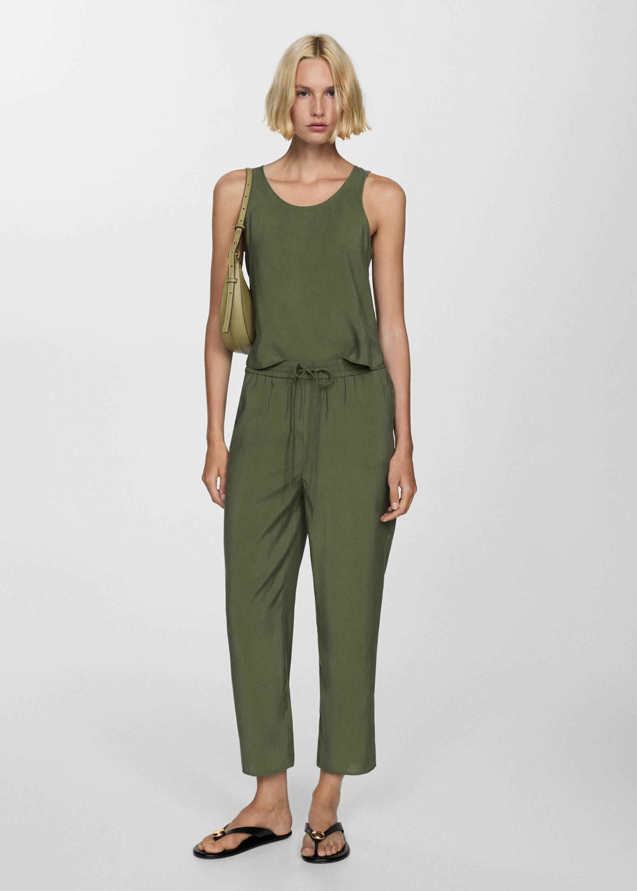 Modal sleeveless top - General plane